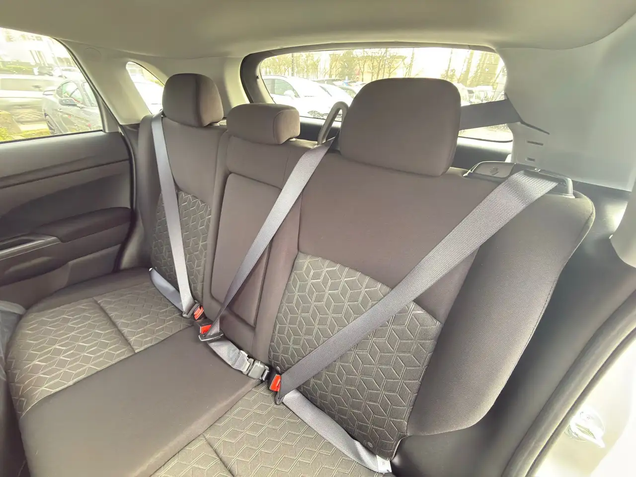 Mitsubishi RVR снимка Mitsubishi RVR