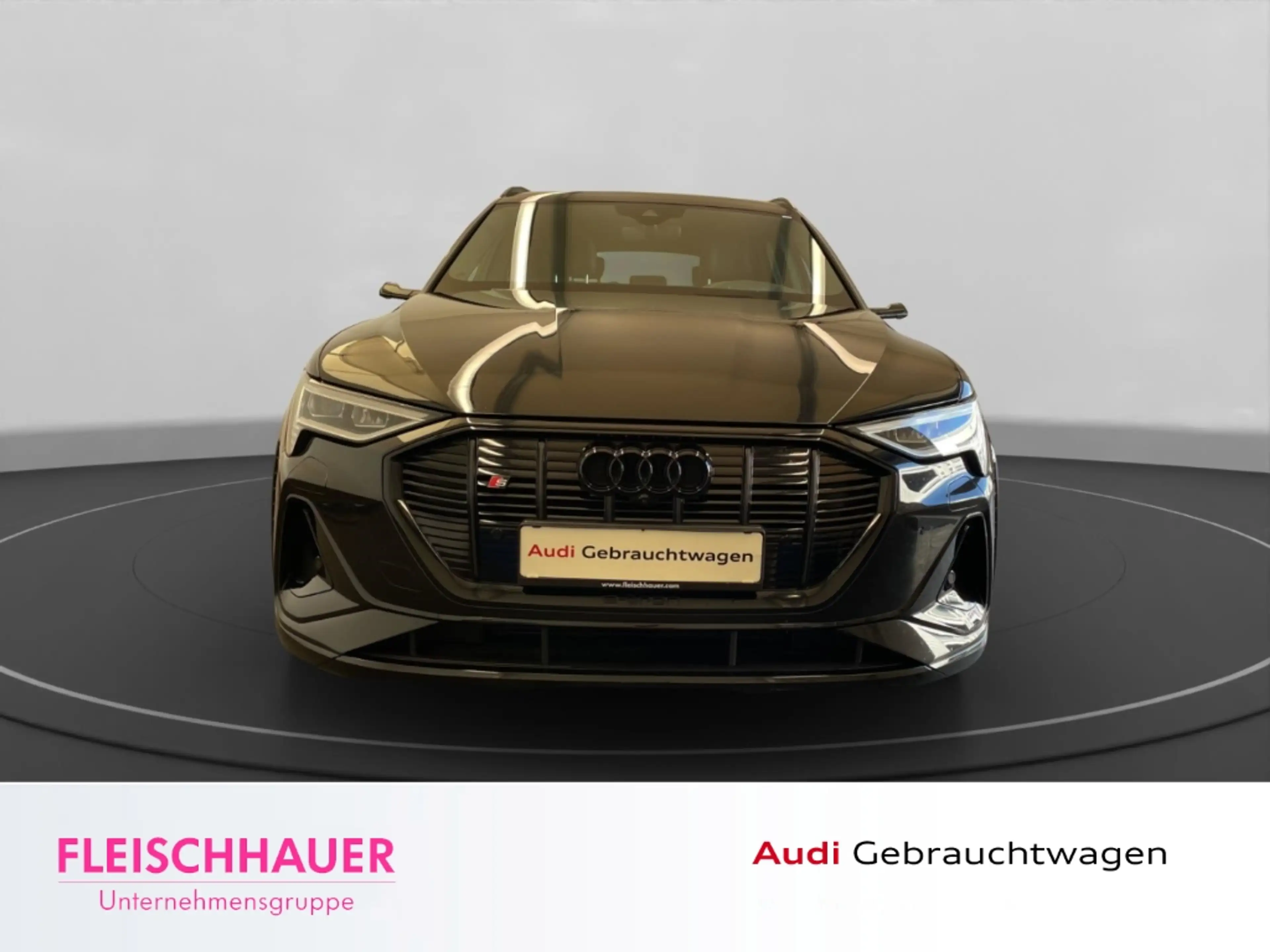 Audi e-tron quattro S HUD LED Panorama Navi Tel.-Vorb. CarPlay — photo 2