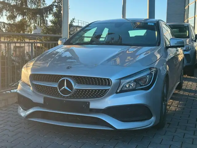 Mercedes-Benz CLA 200 CLA 200 d Shooting Brake AMG Line. NAVI. Kamera