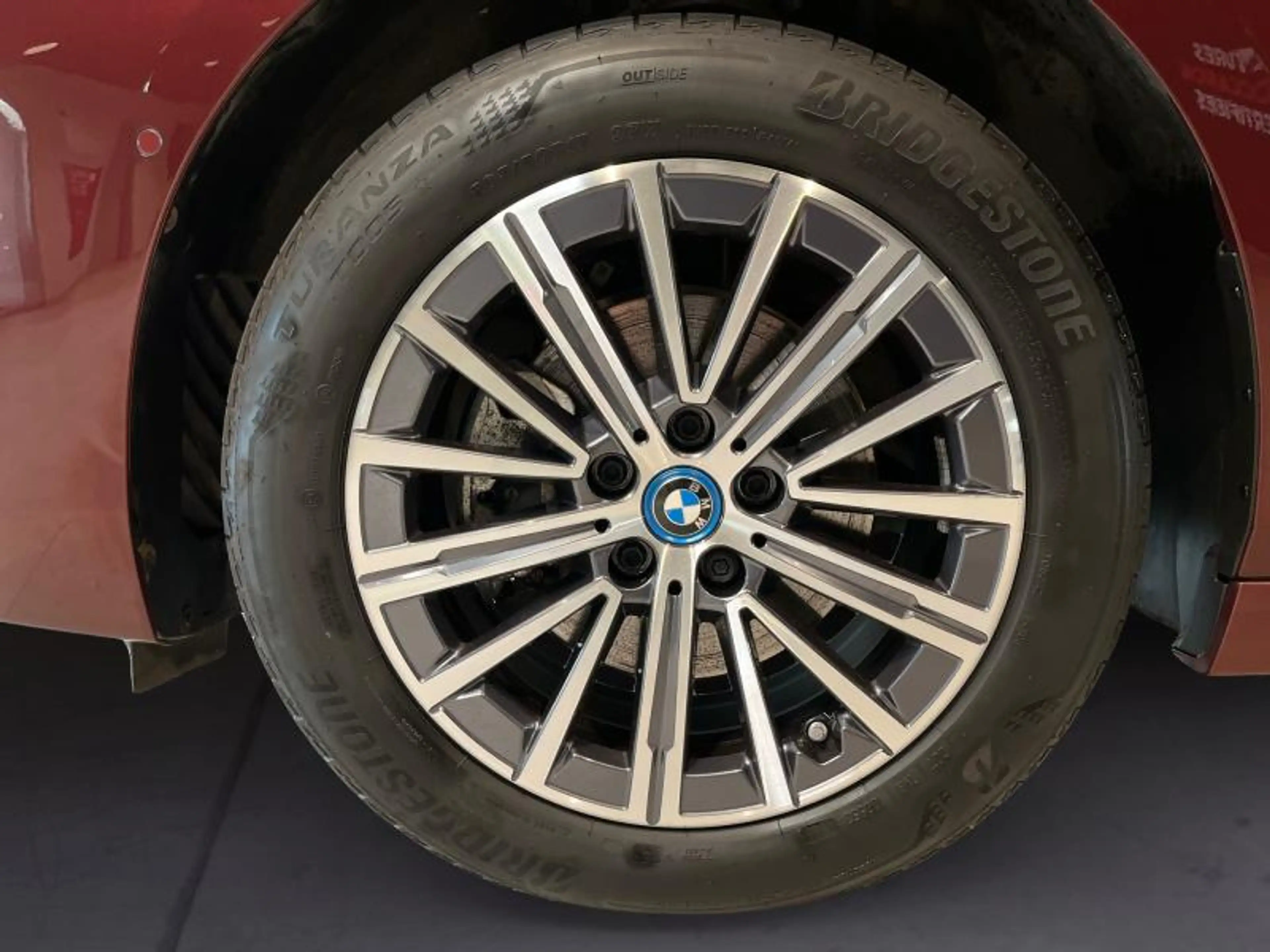 BMW 225 225e xDrive Active Tourer — photo 9