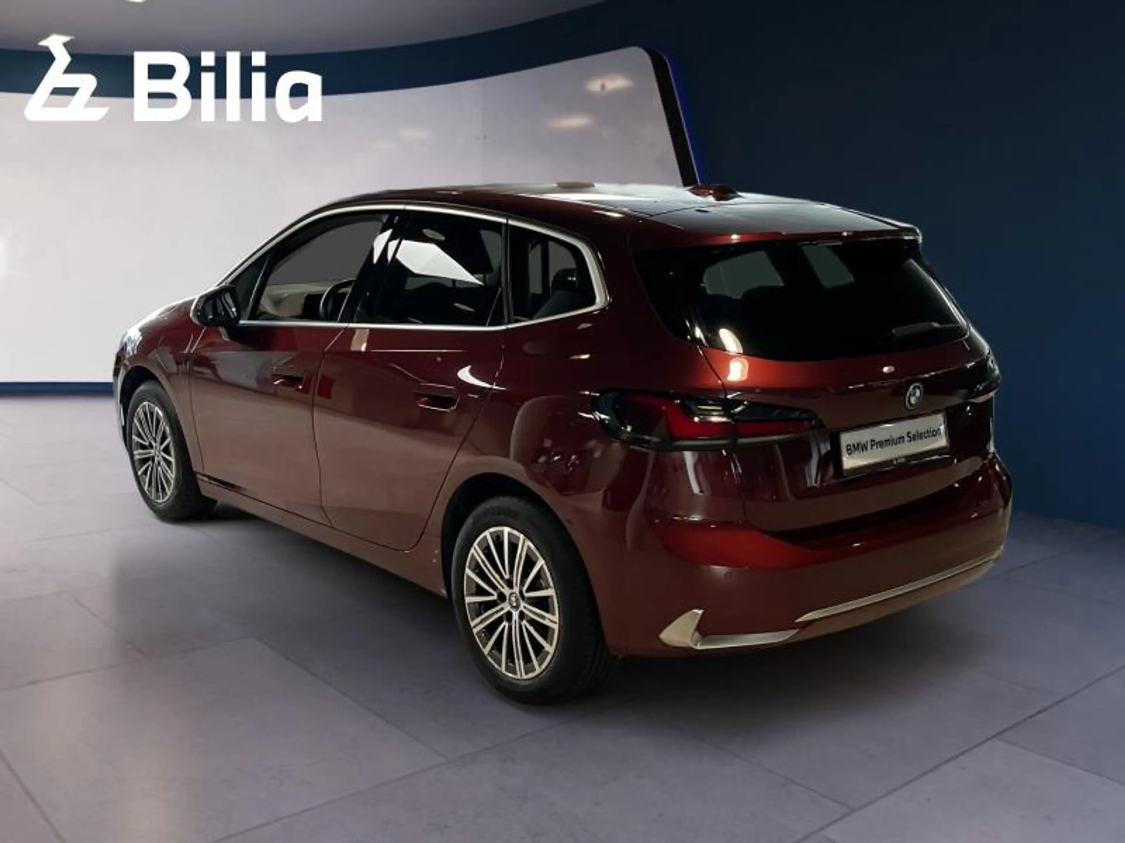 BMW 225 225e xDrive Active Tourer — photo 6