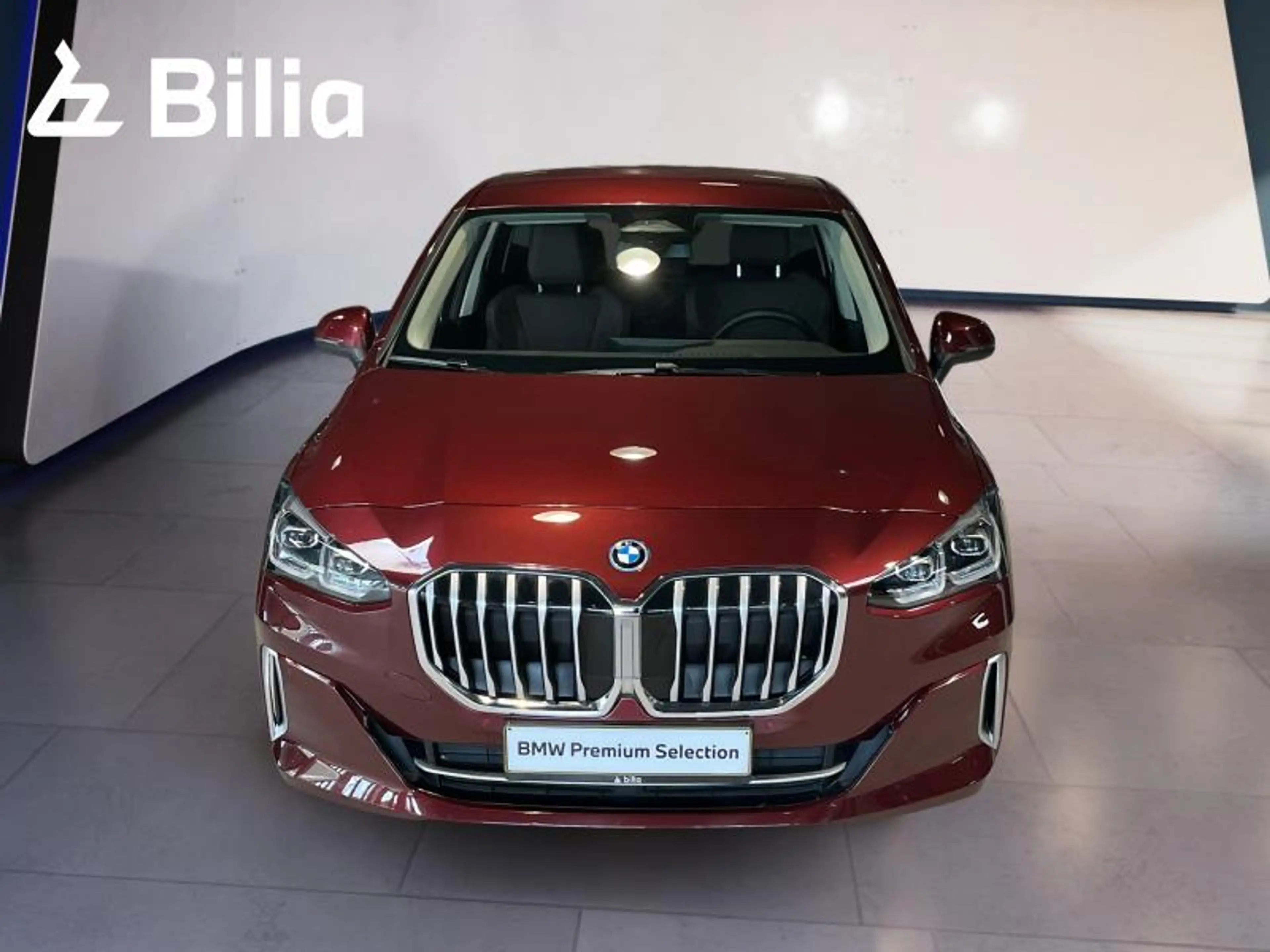 BMW 225 225e xDrive Active Tourer — photo 2