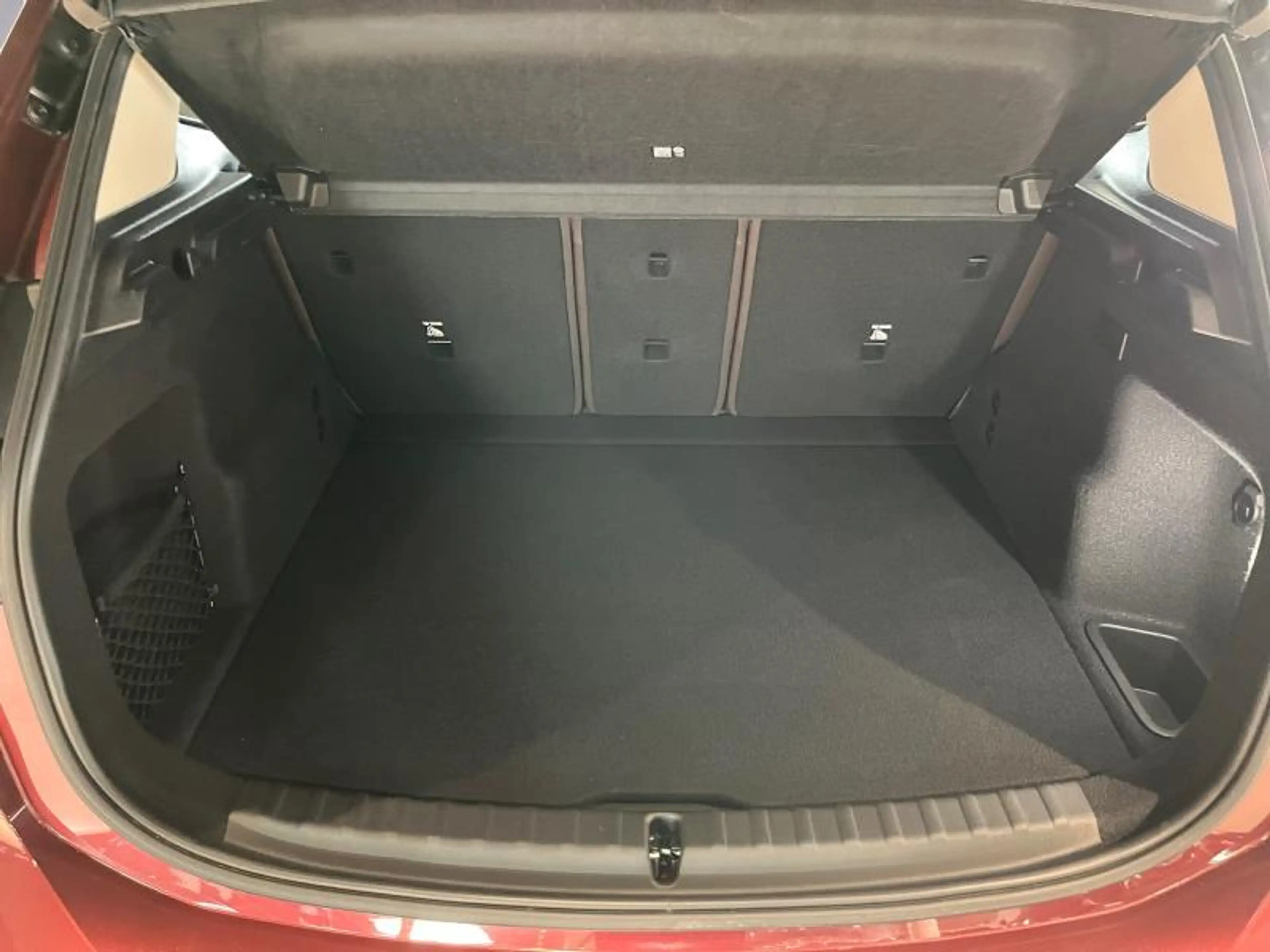 BMW 225 225e xDrive Active Tourer — photo 14