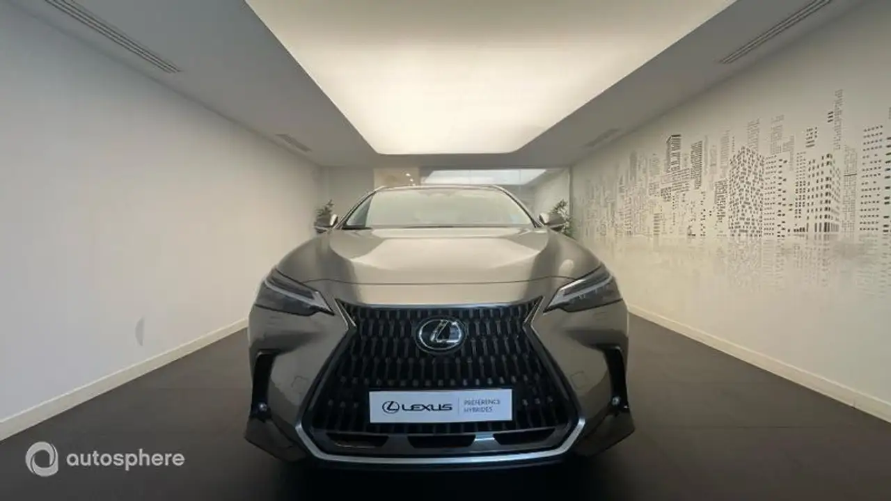 Lexus NX 2026