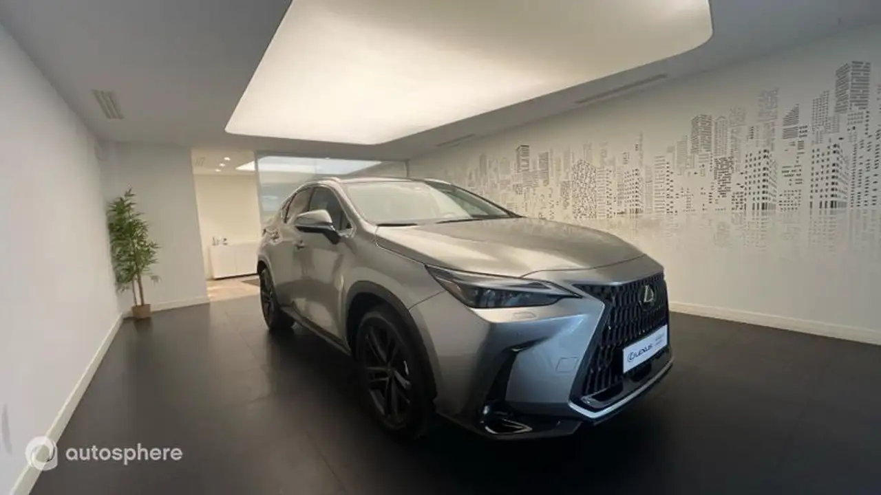 Lexus NX 2026