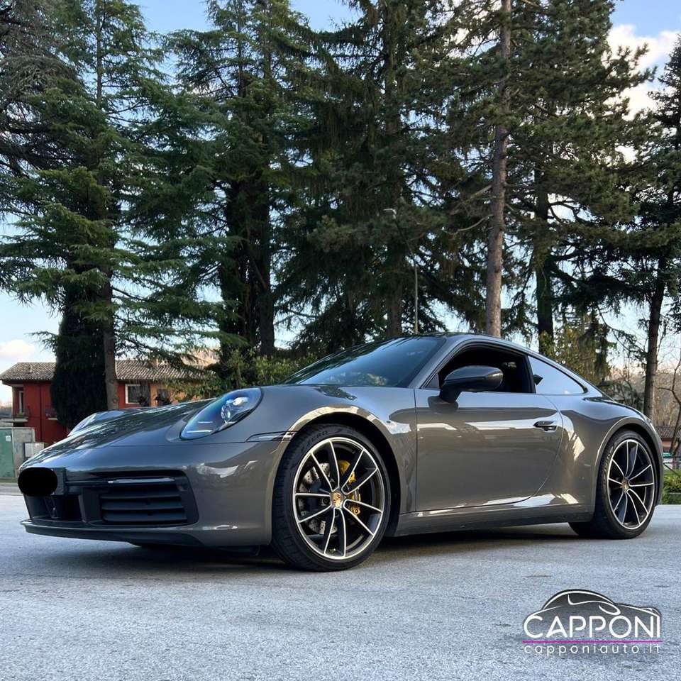 Porsche 992 911 Carrera