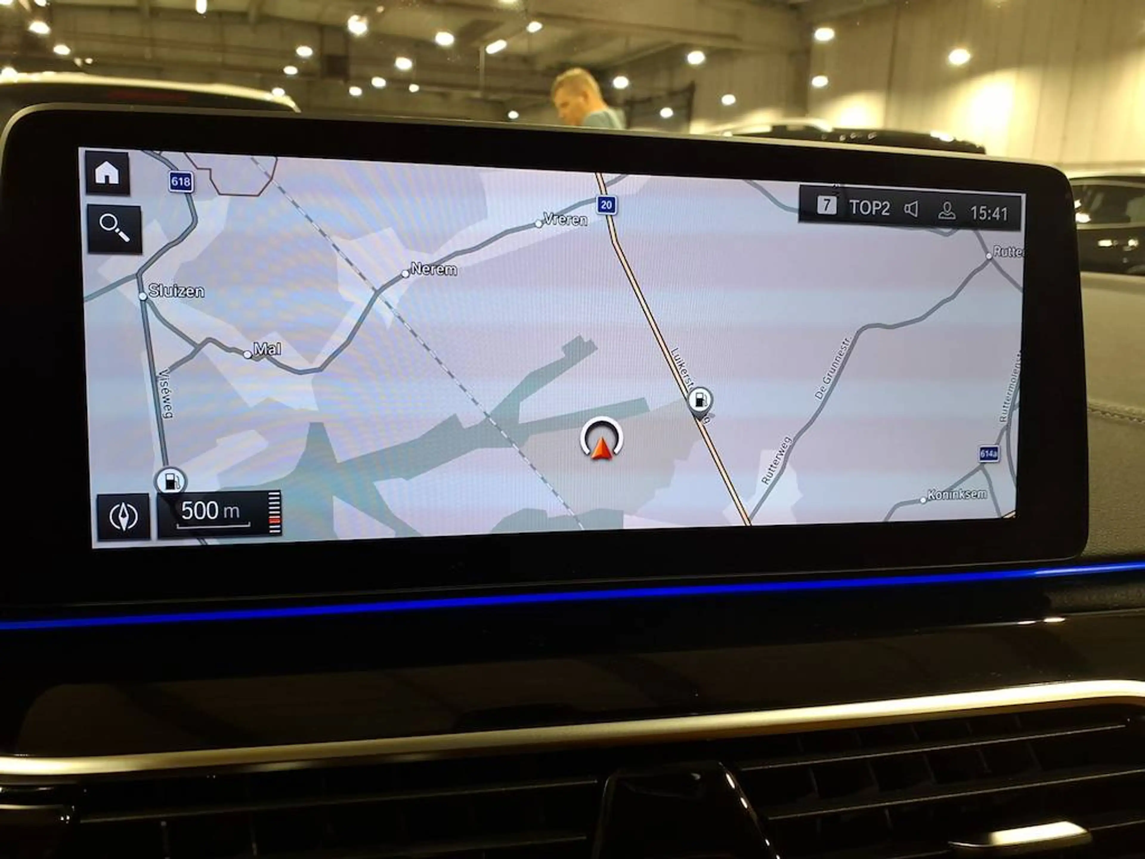 BMW 518 dA Berline **CUIR SPORT-H&K-NAVI-PANO-CAMERA-KEYLESS** — photo 9