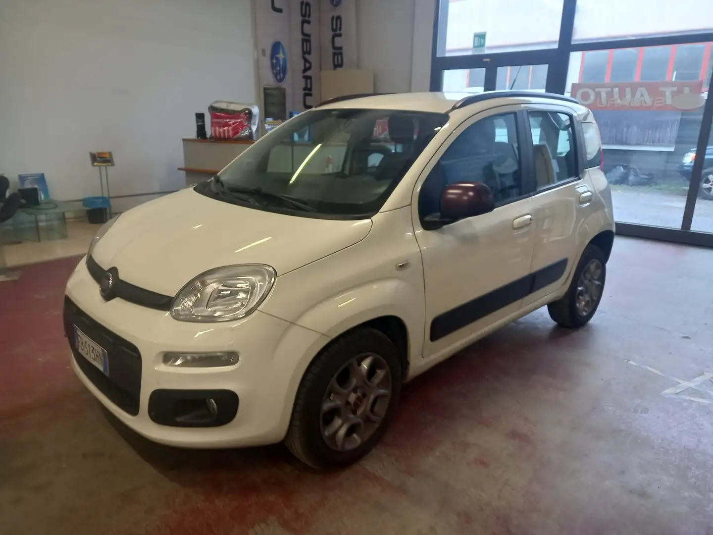 Fiat Panda Panda 0.9 t.air t. natural power Lounge 80cv E6 Bianco - 1