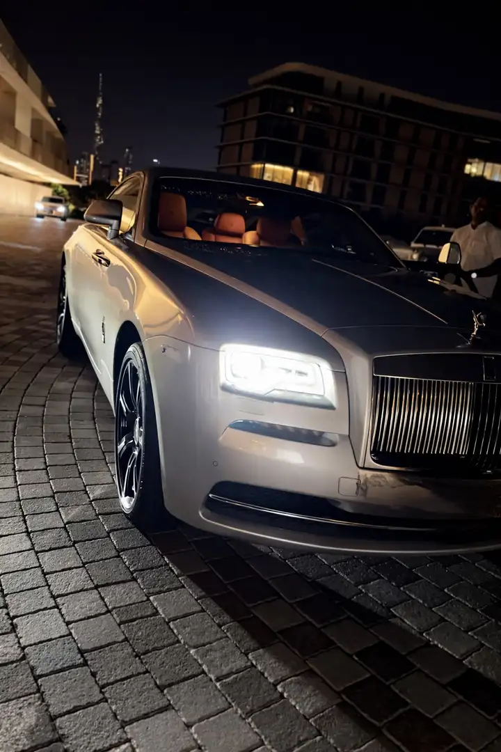 Rolls-Royce Wraith 6.6 V12 - 1
