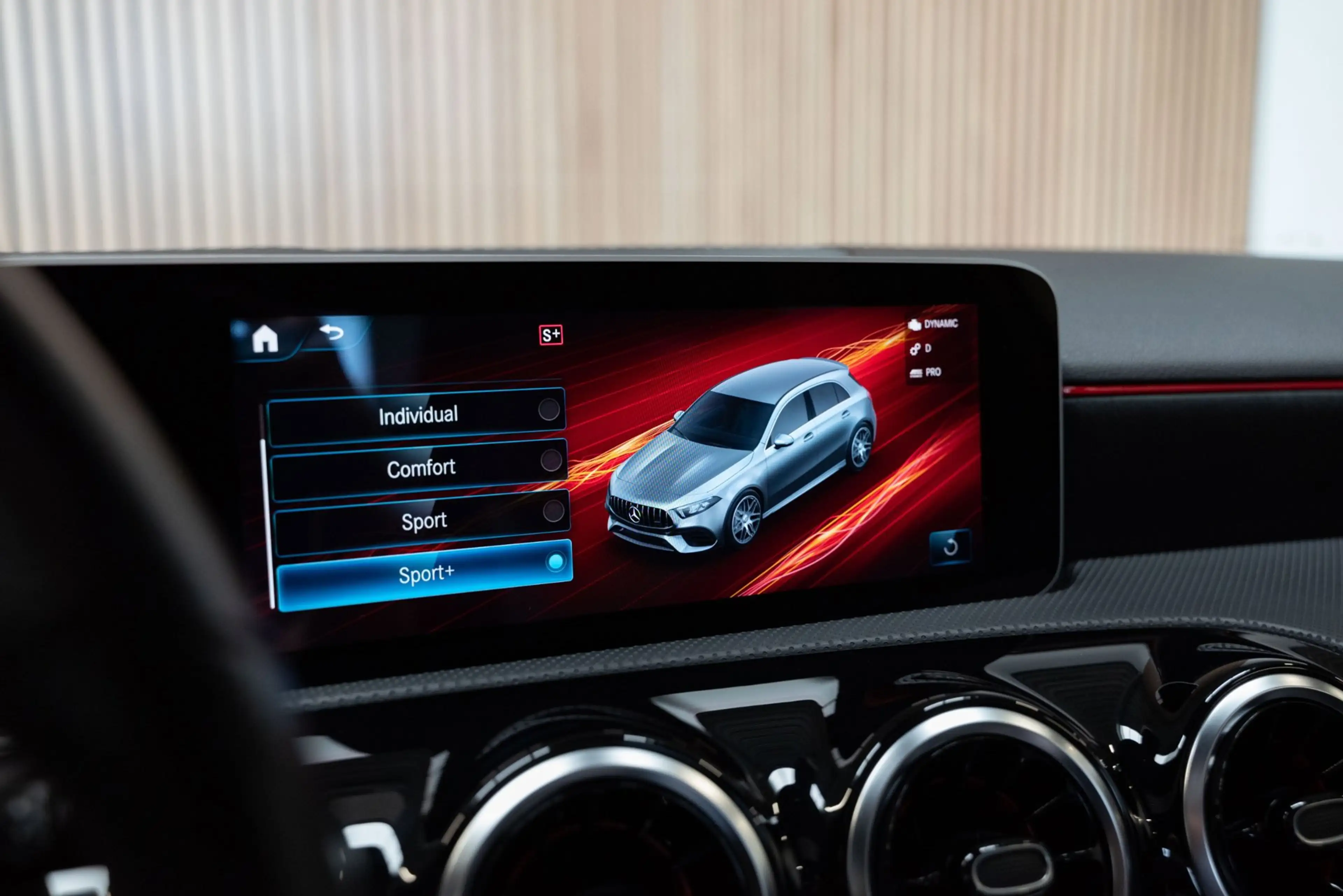 Mercedes-Benz A 45 AMG 4MATIC+ - PANORAMADAK - ALCANTARA - 1e LAK — photo 14