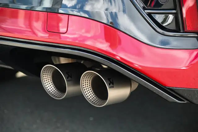 Volkswagen T-Roc view 6