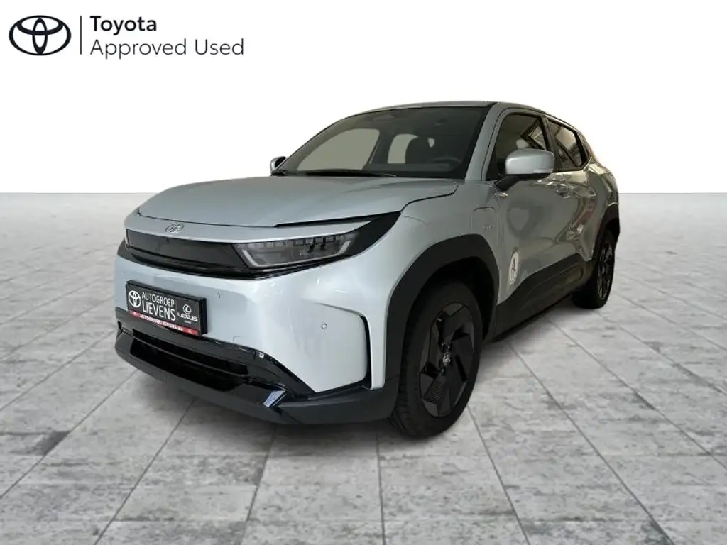 Toyota Urban Cruiser 2026 из Европы — купить под ключ