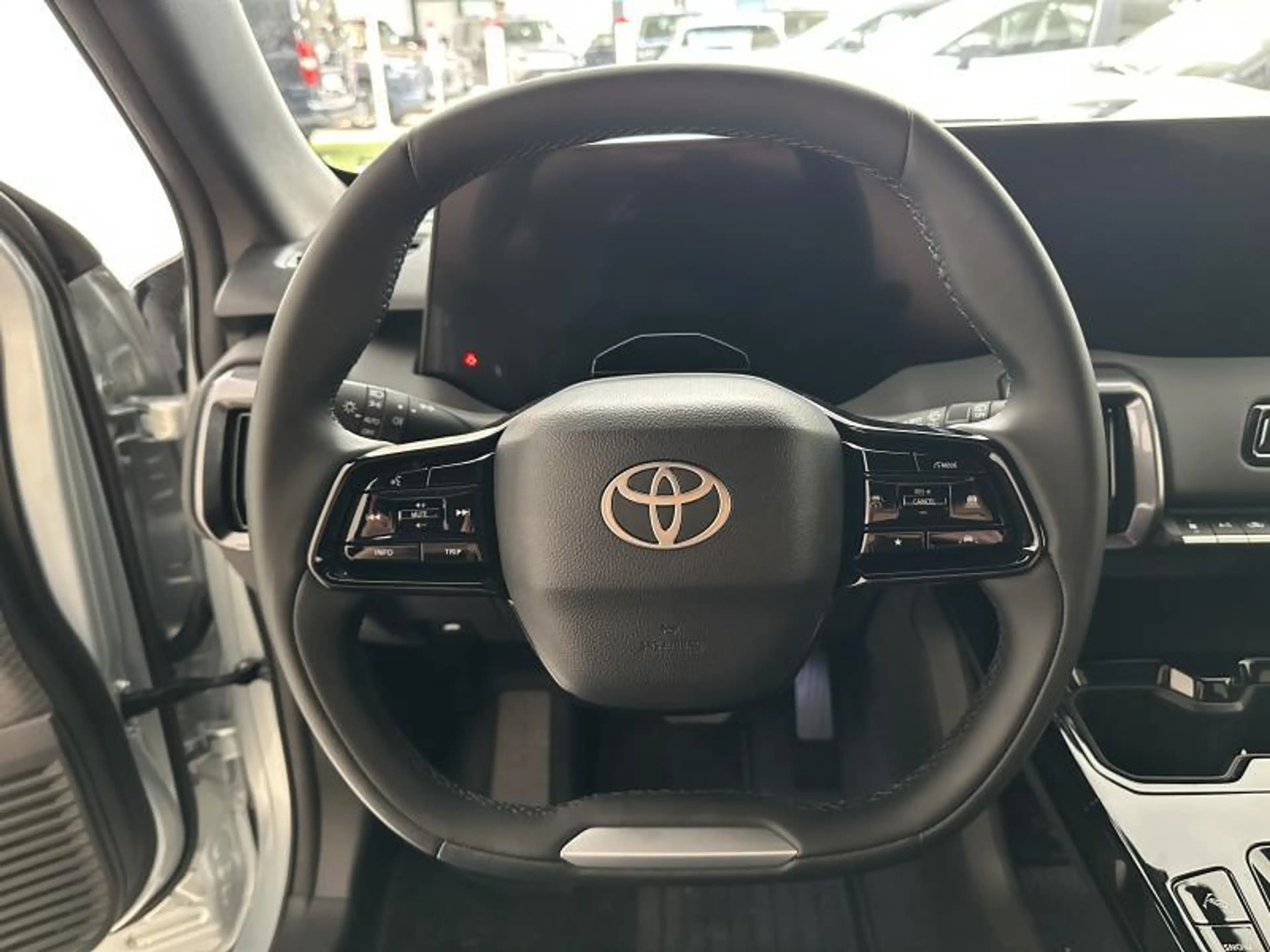 Toyota Urban Cruiser 61kWh EXECUTIVE — photo 12