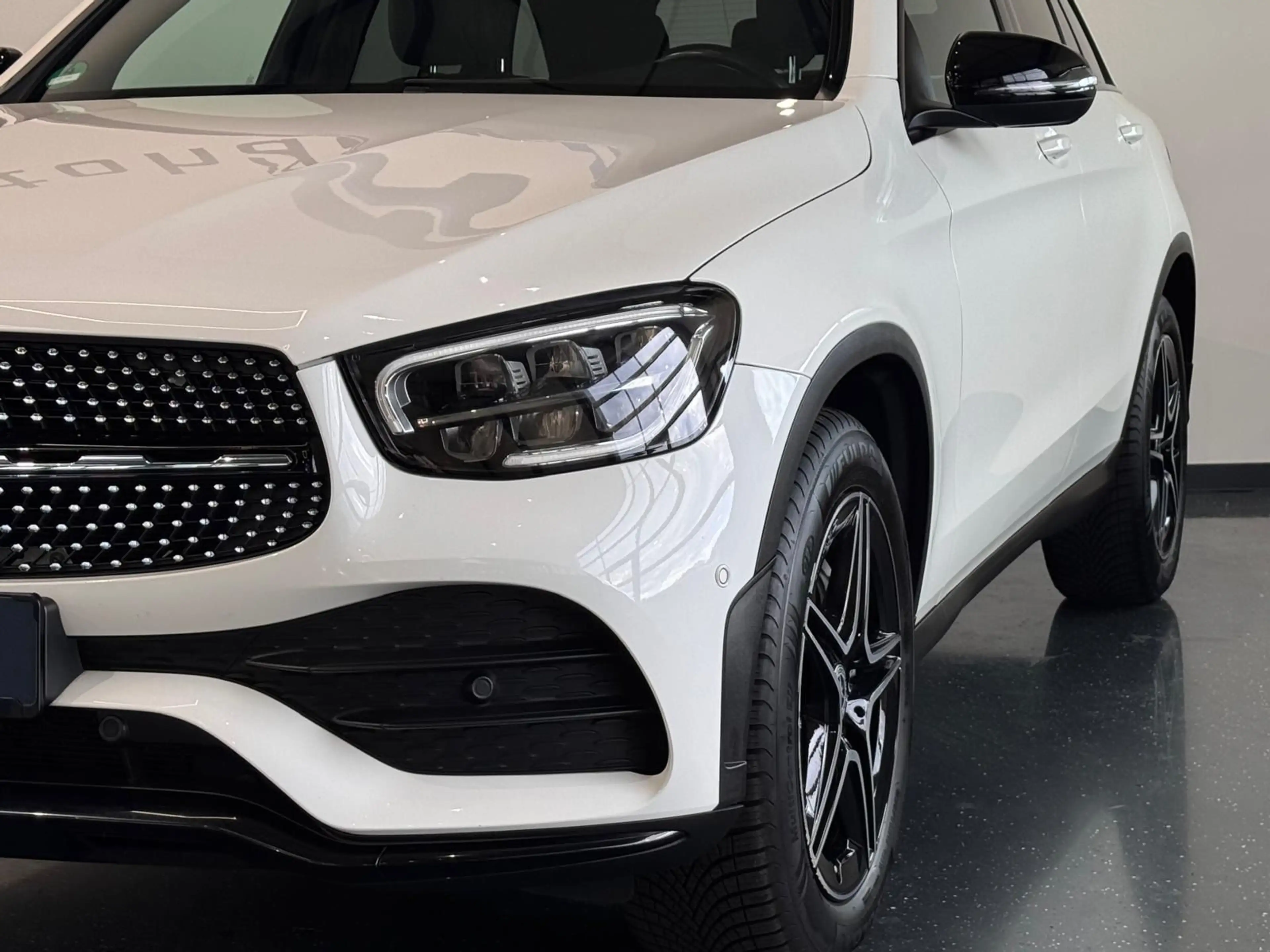 Mercedes-Benz GLC 200 d 4Matic*AMG*NIGHT*PANORAMA*LED*MULTIBEAM — photo 4