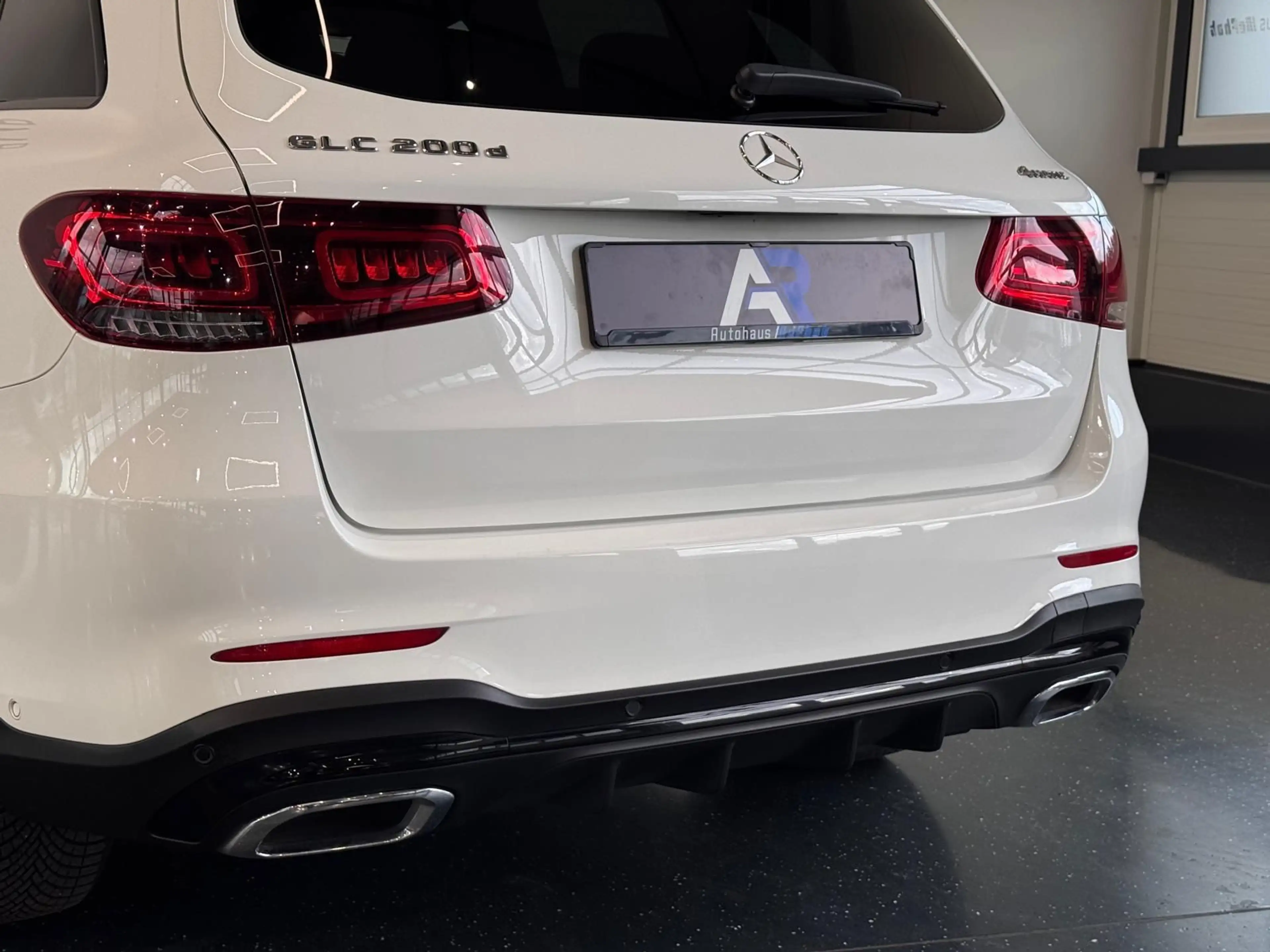 Mercedes-Benz GLC 200 d 4Matic*AMG*NIGHT*PANORAMA*LED*MULTIBEAM — photo 13