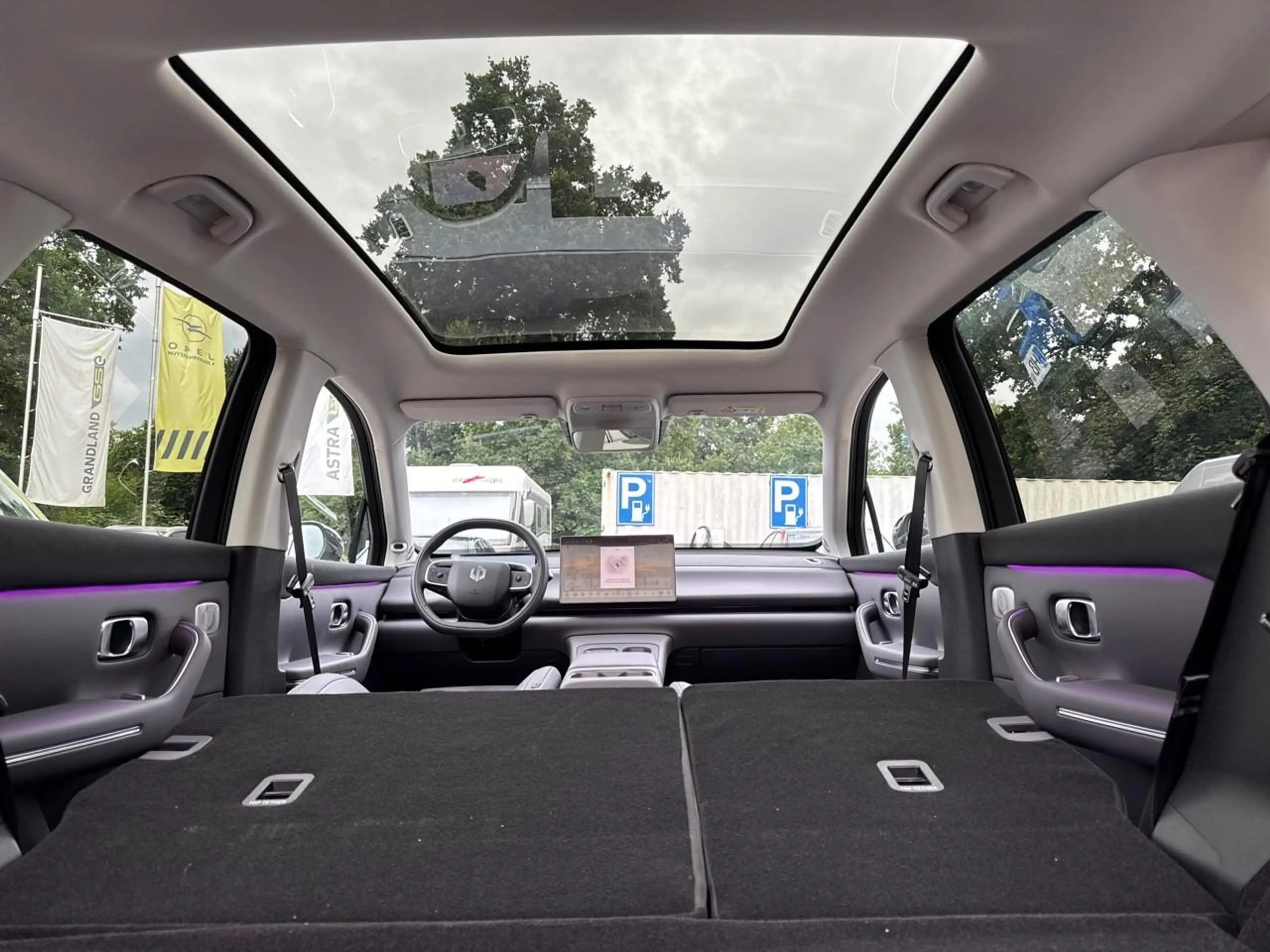 Leapmotor C10 160 kW BEV Design — photo 7