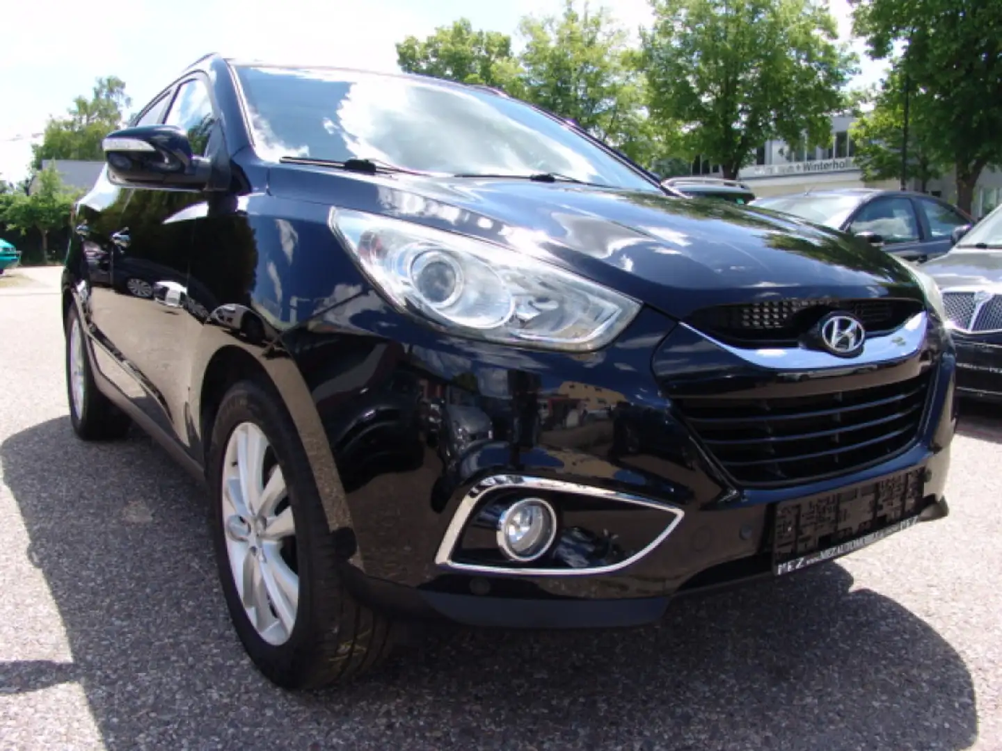 Hyundai iX35 2.0 Style 4WD Pano BXenon Vollleder Rückcam Nero - 2