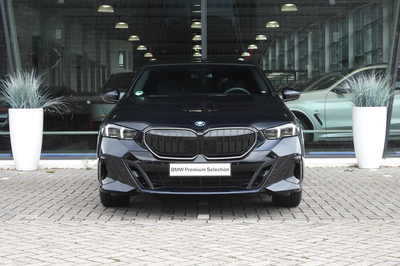 BMW 550 5 Serie Touring 550e xDrive M Sport Automaat / Tre — photo 7