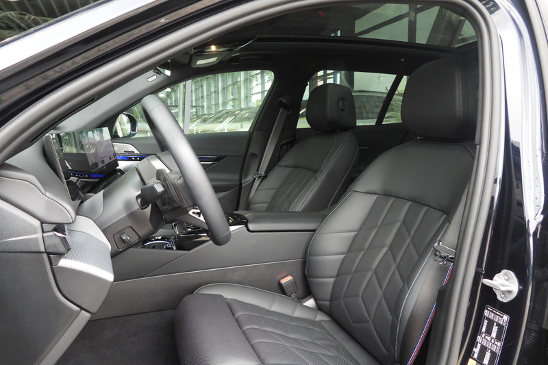 BMW 550 5 Serie Touring 550e xDrive M Sport Automaat / Tre — photo 14