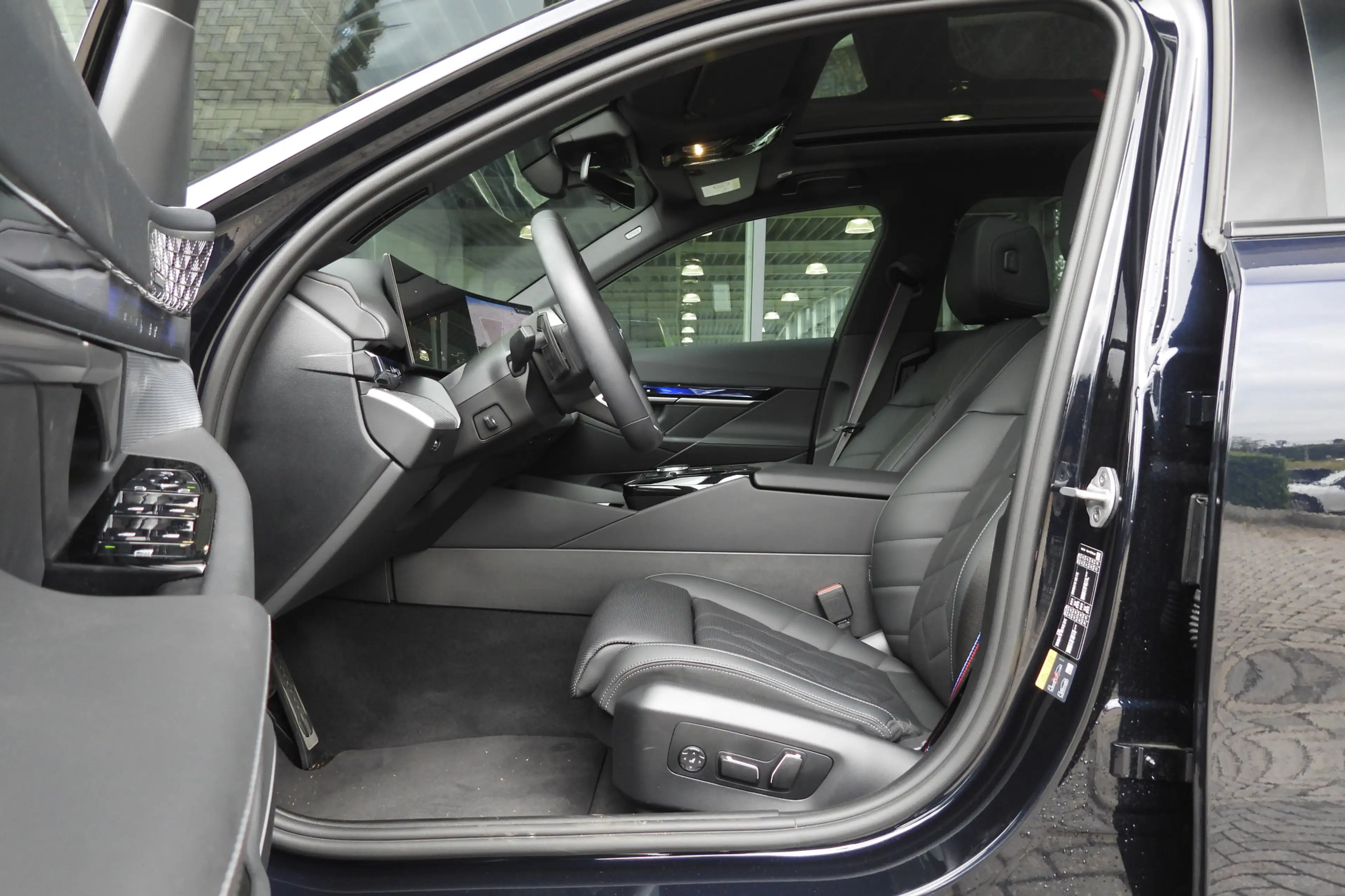 BMW 550 5 Serie Touring 550e xDrive M Sport Automaat / Tre — photo 3