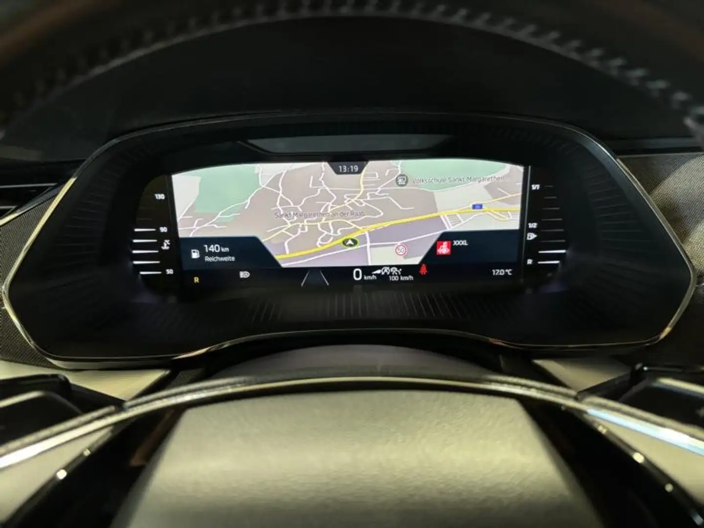 Skoda Octavia 2,0DSG LED VIRTUAL COCKPIT HEAD-UP LED MARIX AHK Grau - 2