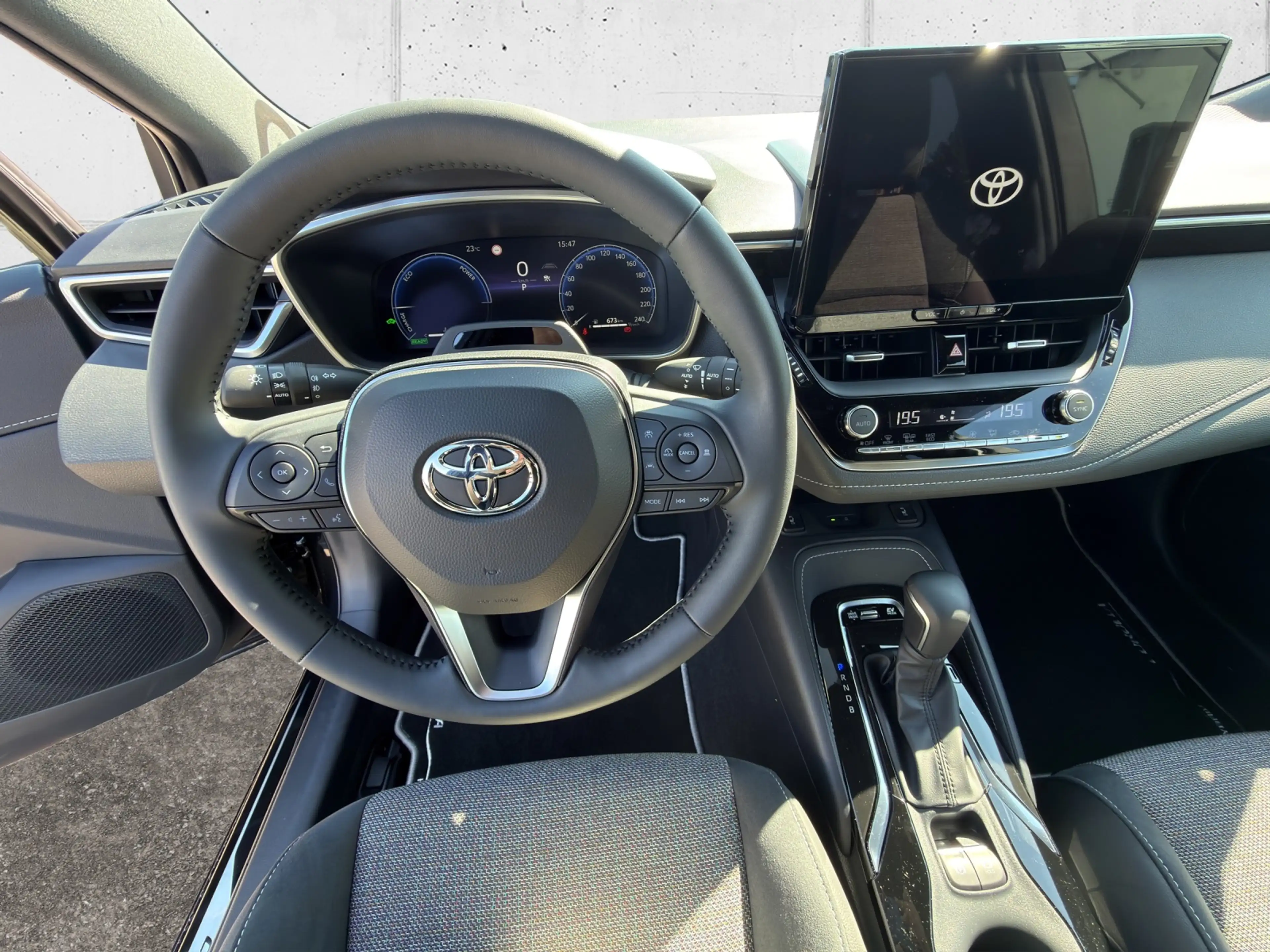 Toyota Corolla TS 1,8 HSD Teamplayer Technik-Paket 5t. — photo 8