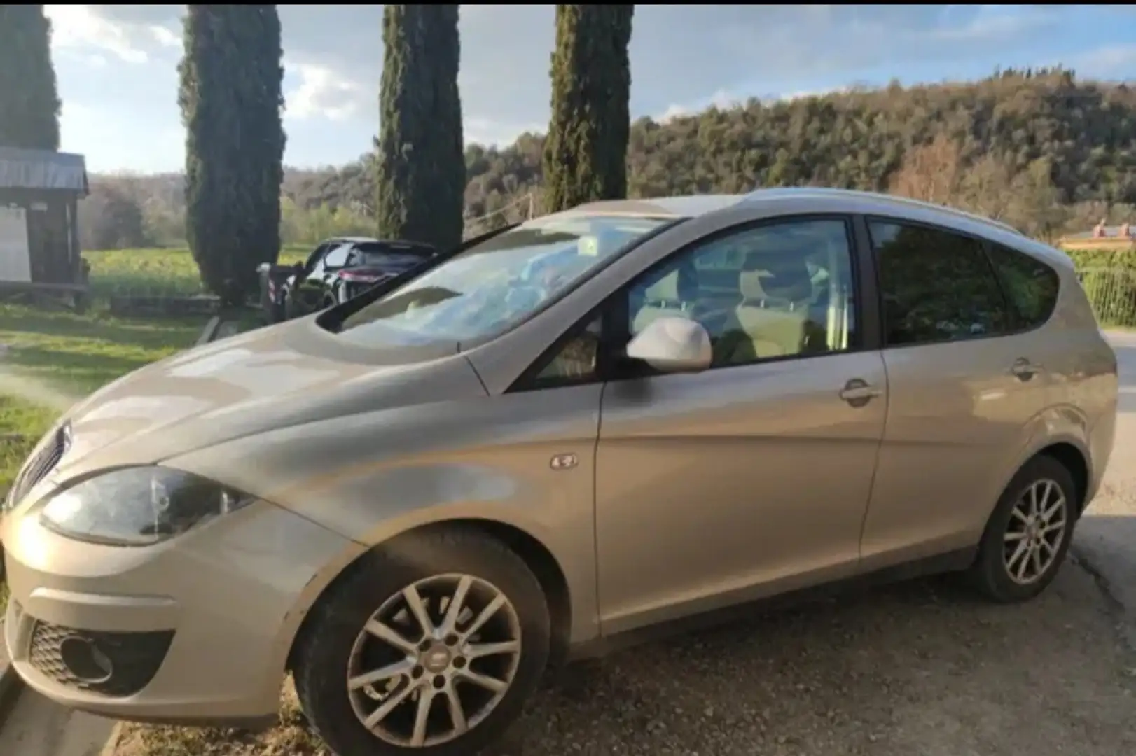 SEAT Altea XL 1.6 Style bi-fuel Gold - 1