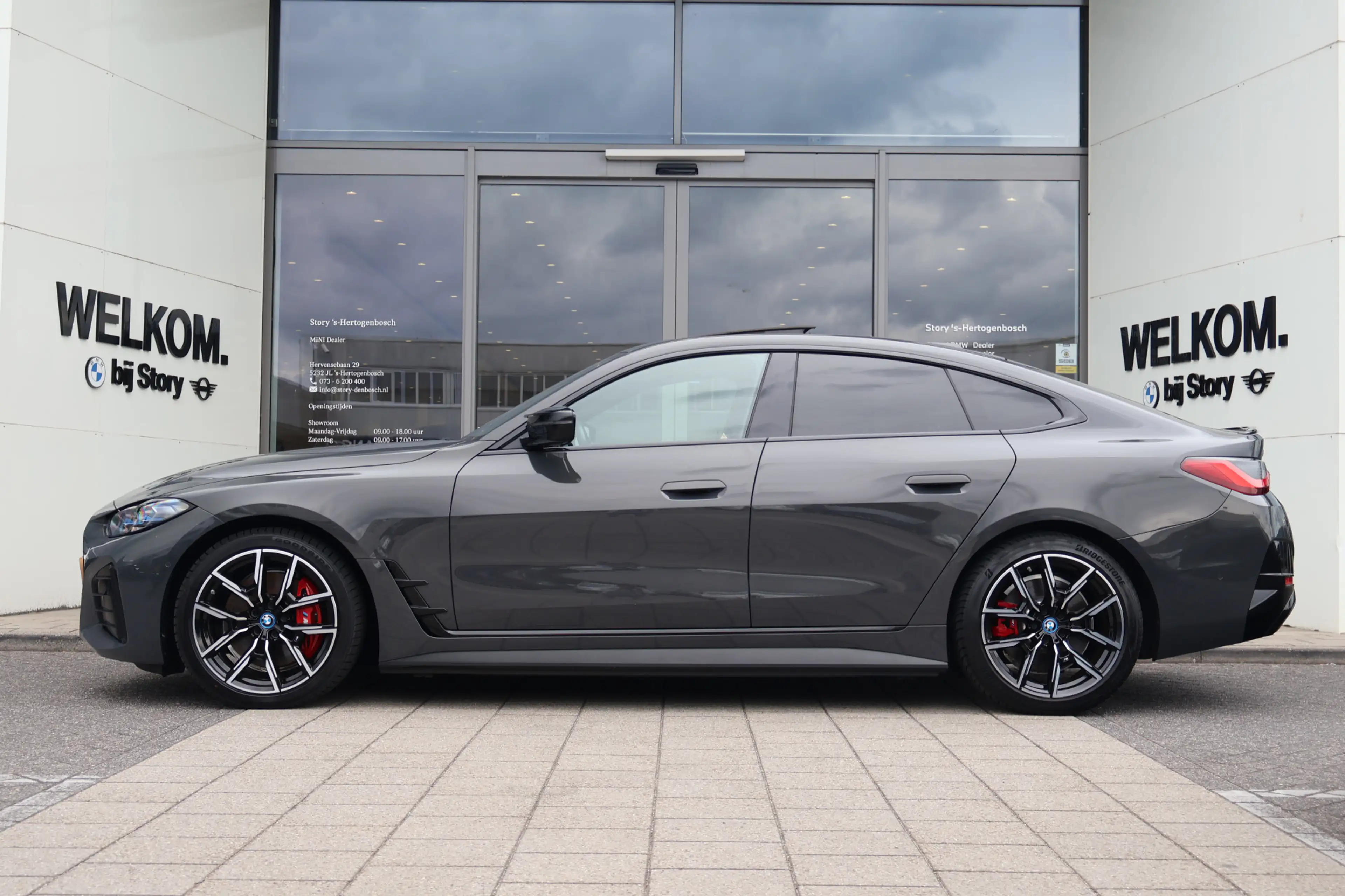 BMW i4 M50 High Executive M Sport / Schuif-kanteldak / M — photo 9