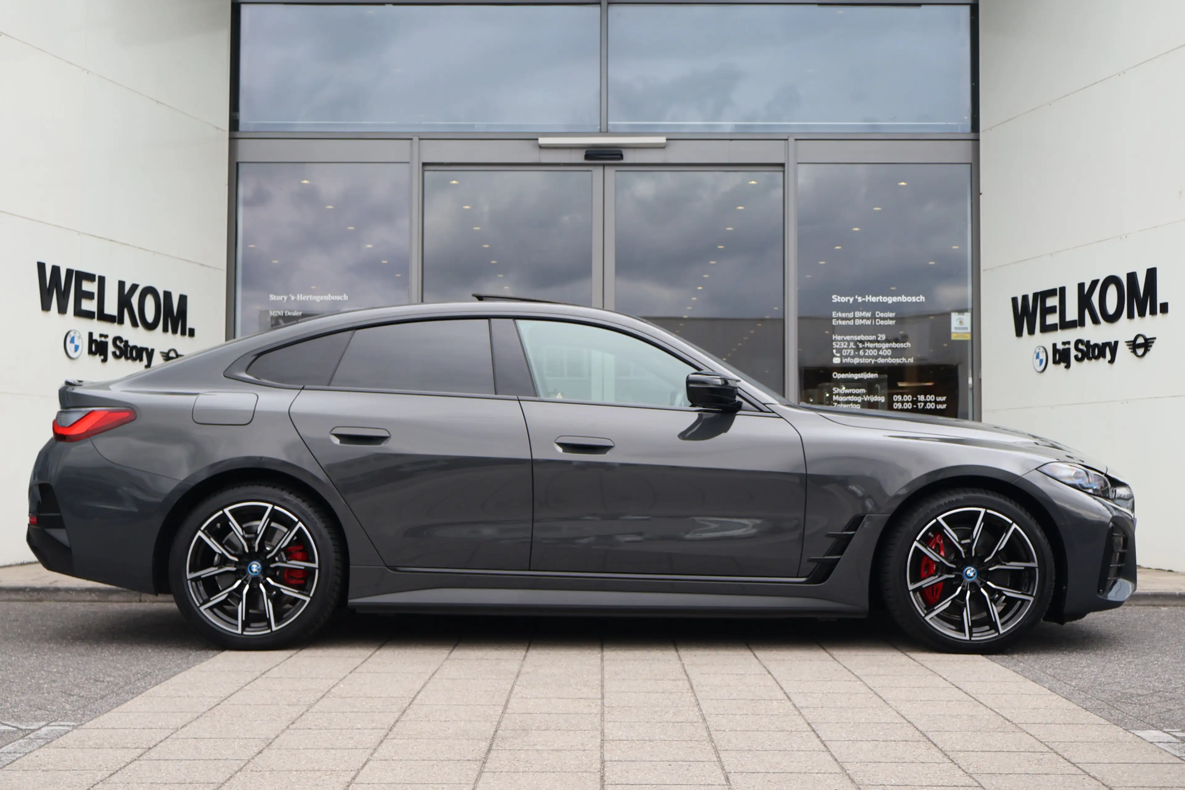 BMW i4 M50 High Executive M Sport / Schuif-kanteldak / M — photo 12
