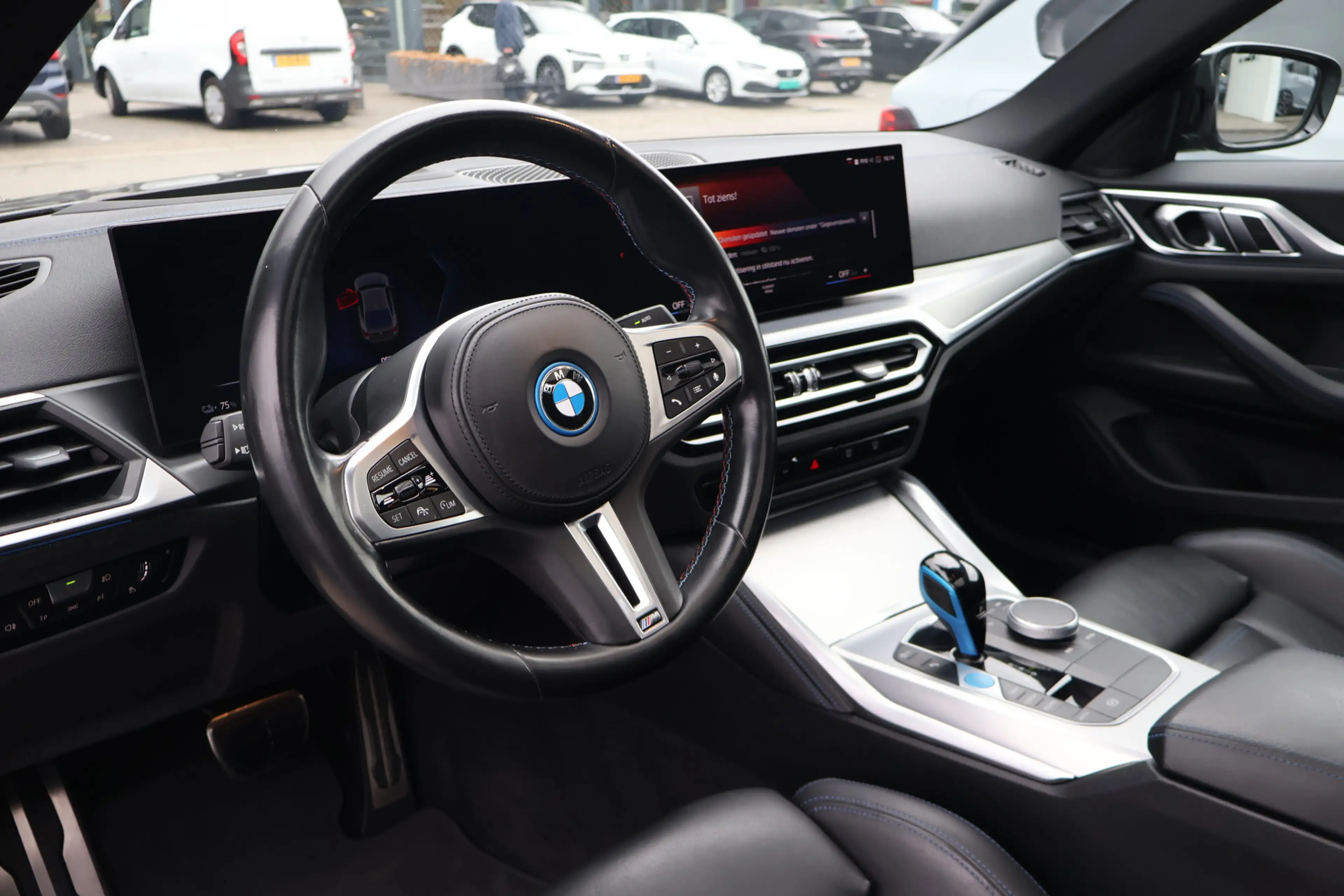 BMW i4 M50 High Executive M Sport / Schuif-kanteldak / M — photo 13