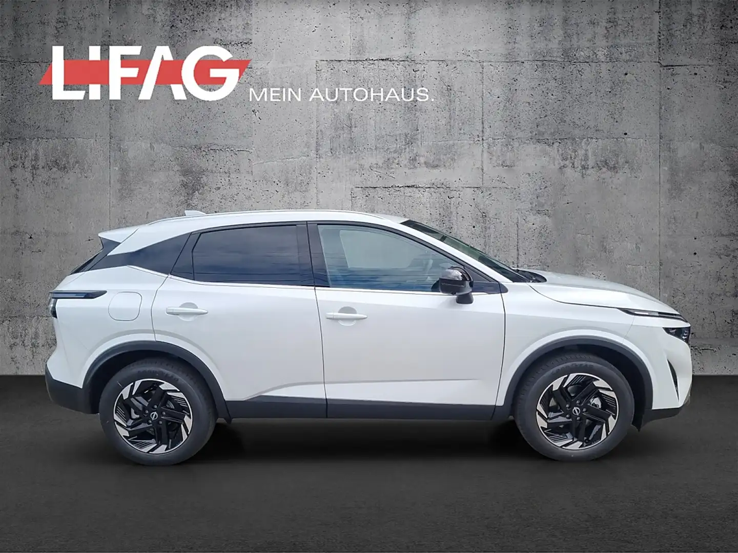Nissan Qashqai 1,3 DIG-T MHEV N-Connecta *ab € 28.990,-* Weiß - 2