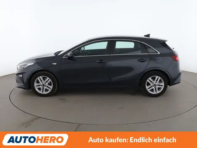 Kia Ceed view 3