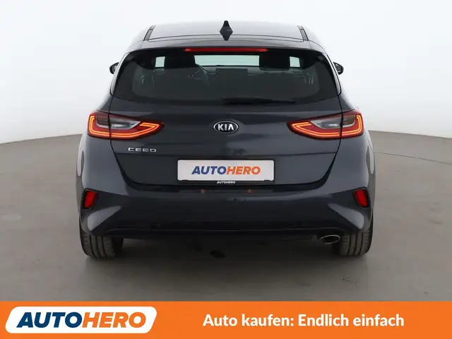 Kia Ceed view 5