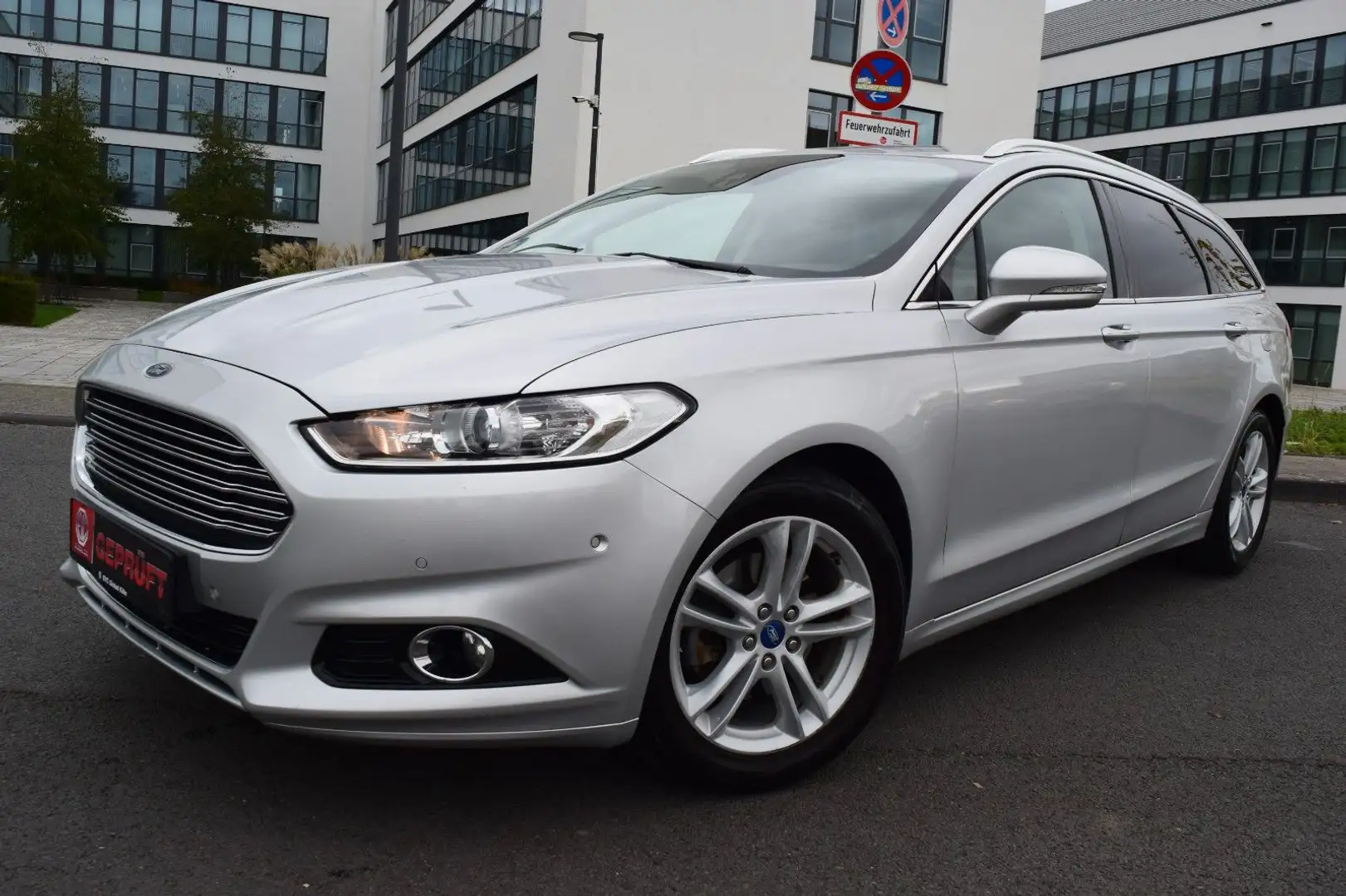 Ford Mondeo Turnier Titanium, Memory, Keyless, Navi Grau - 1