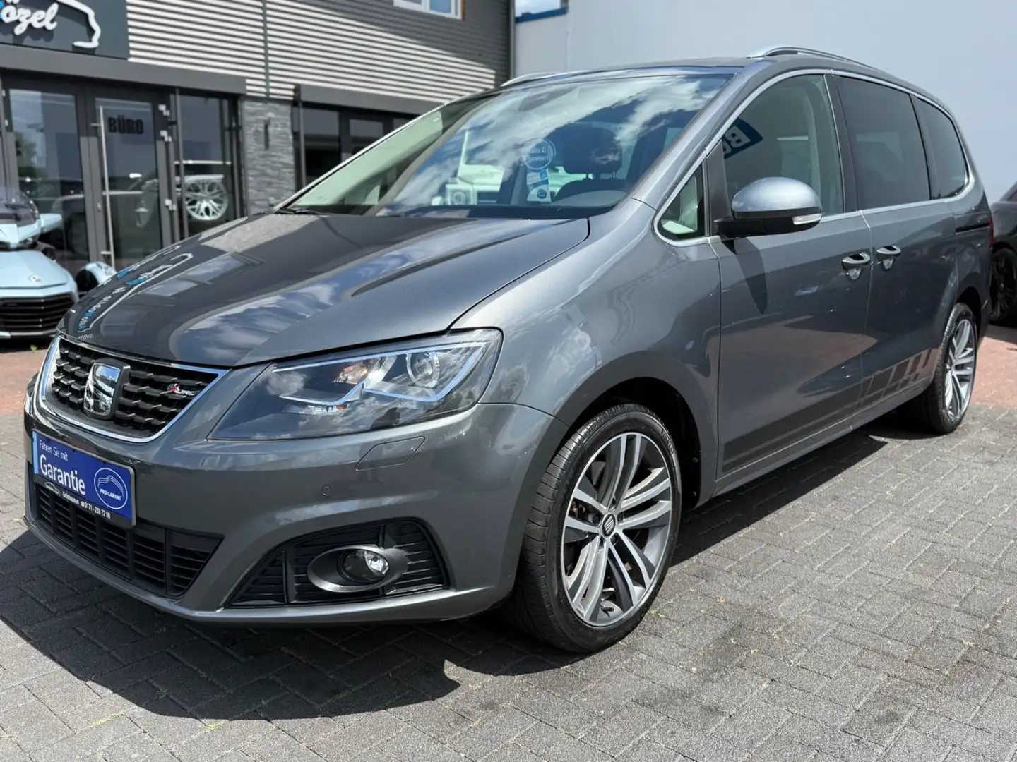 SEAT Alhambra FR-Line *1. Hand *Pano *AHK *7. Sitze Grau - 1