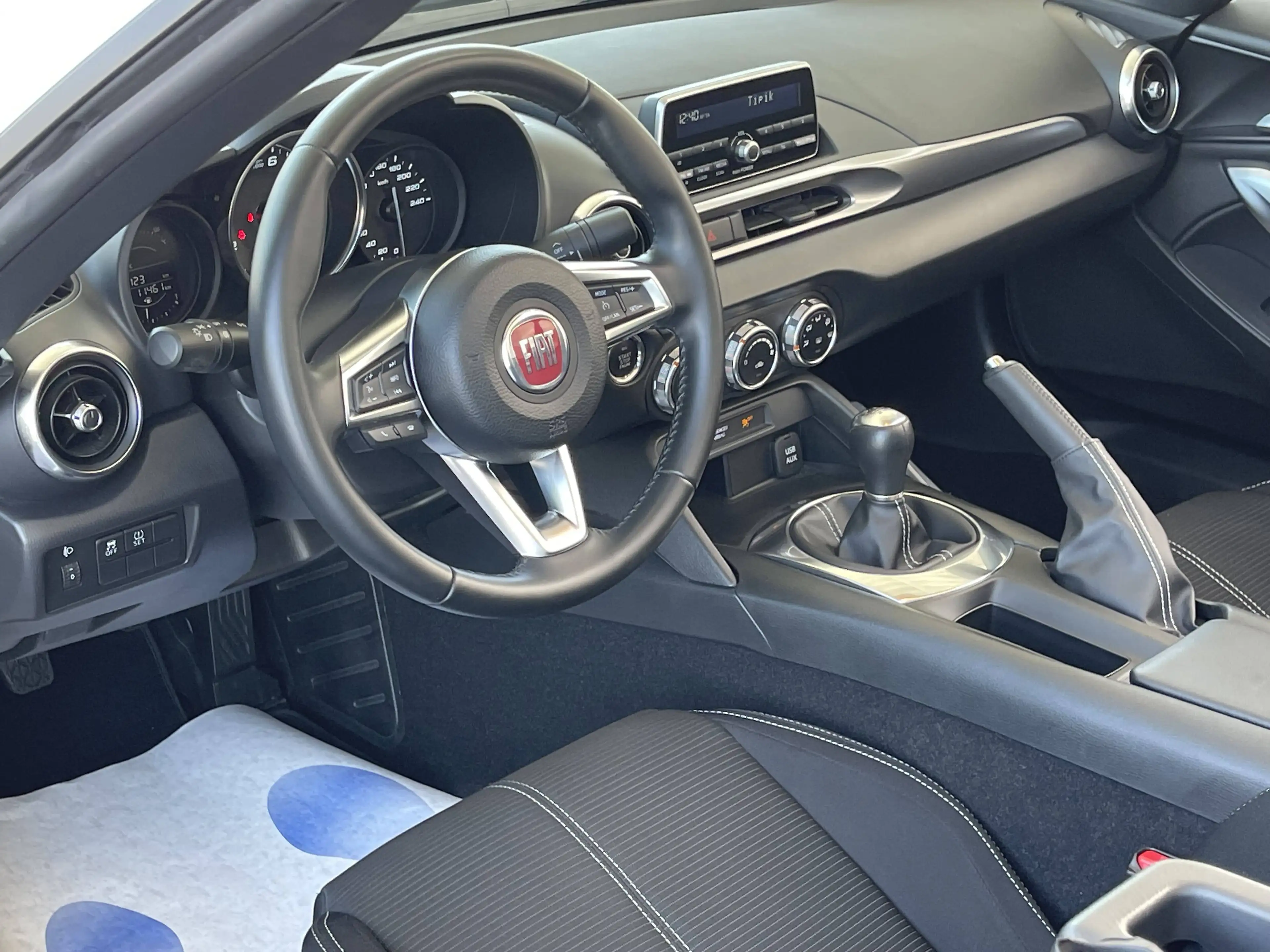 Fiat 124 Spider 1.4 MultiAir *** GARANTIE + AIRCO *** — photo 12