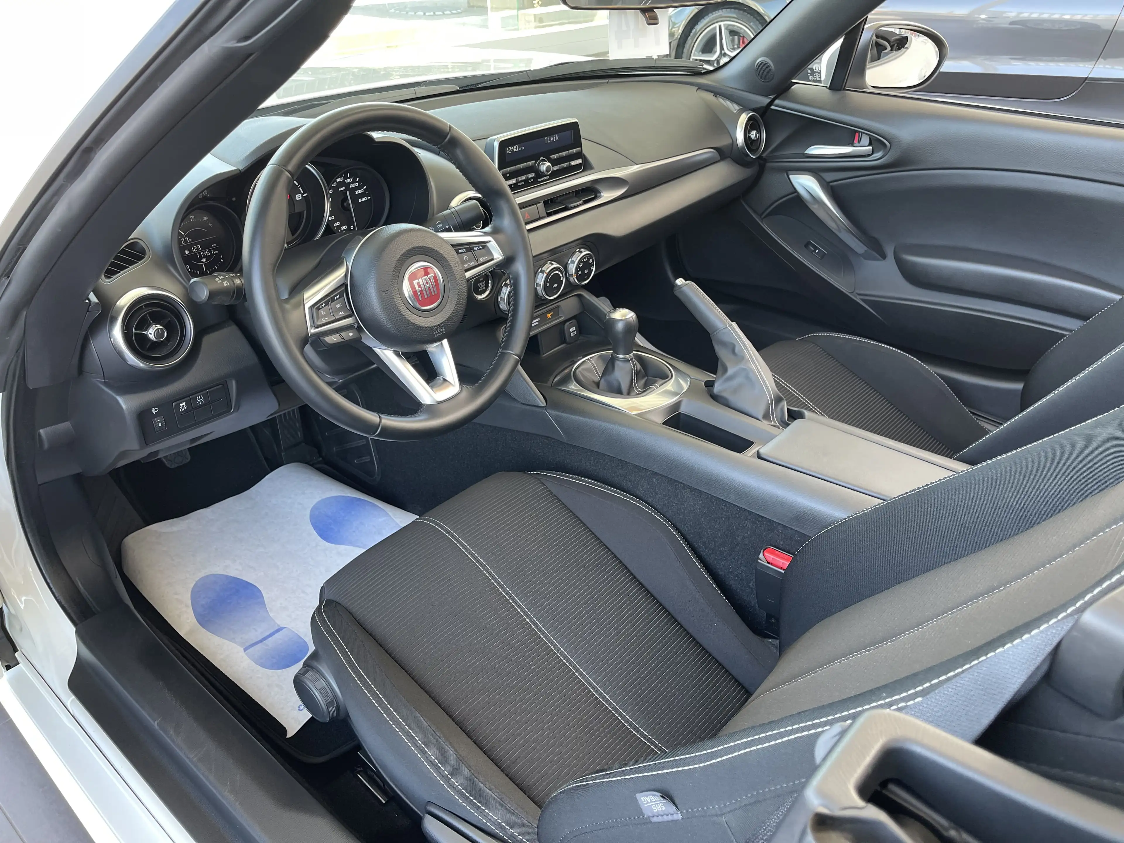 Fiat 124 Spider 1.4 MultiAir *** GARANTIE + AIRCO *** — photo 11