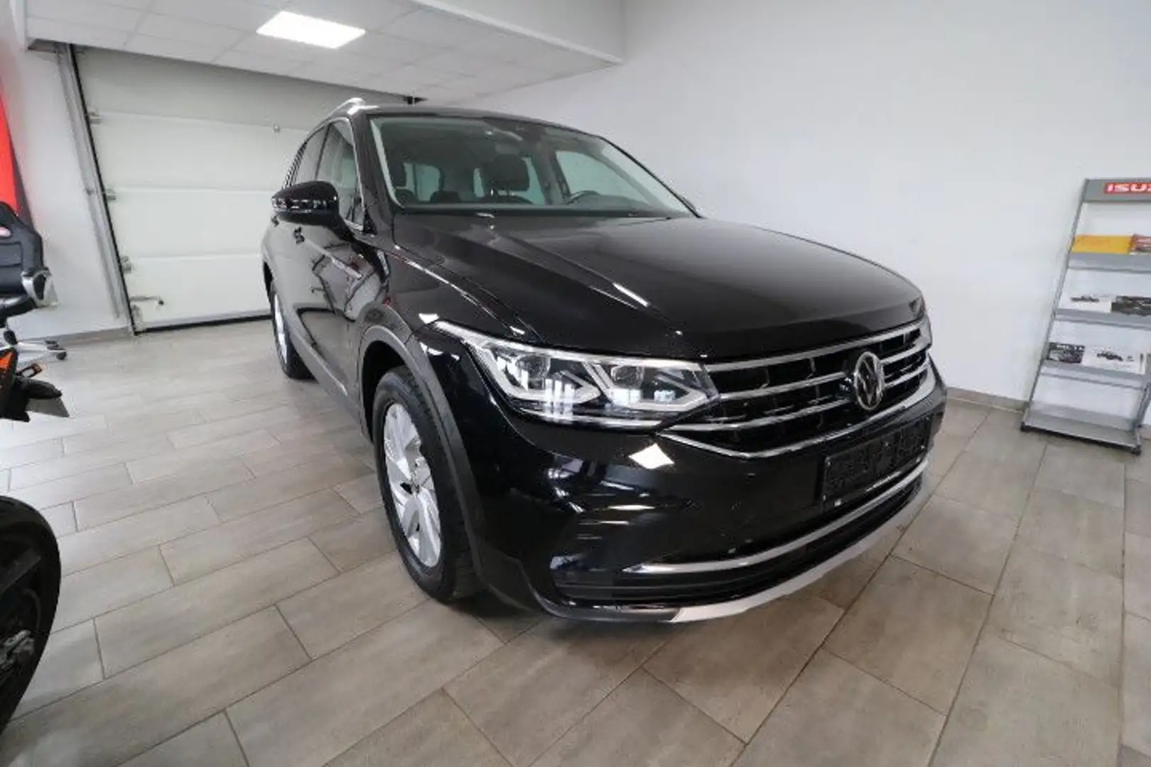 Volkswagen Tiguan 2.0 TDI DSG 4Motion Elegance Matrix Schwarz - 1