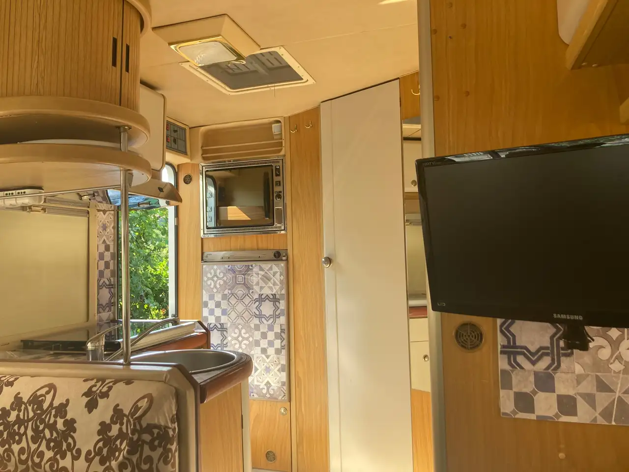 Ford Transit 150 Camper Laika Ecovip 400, foto 10