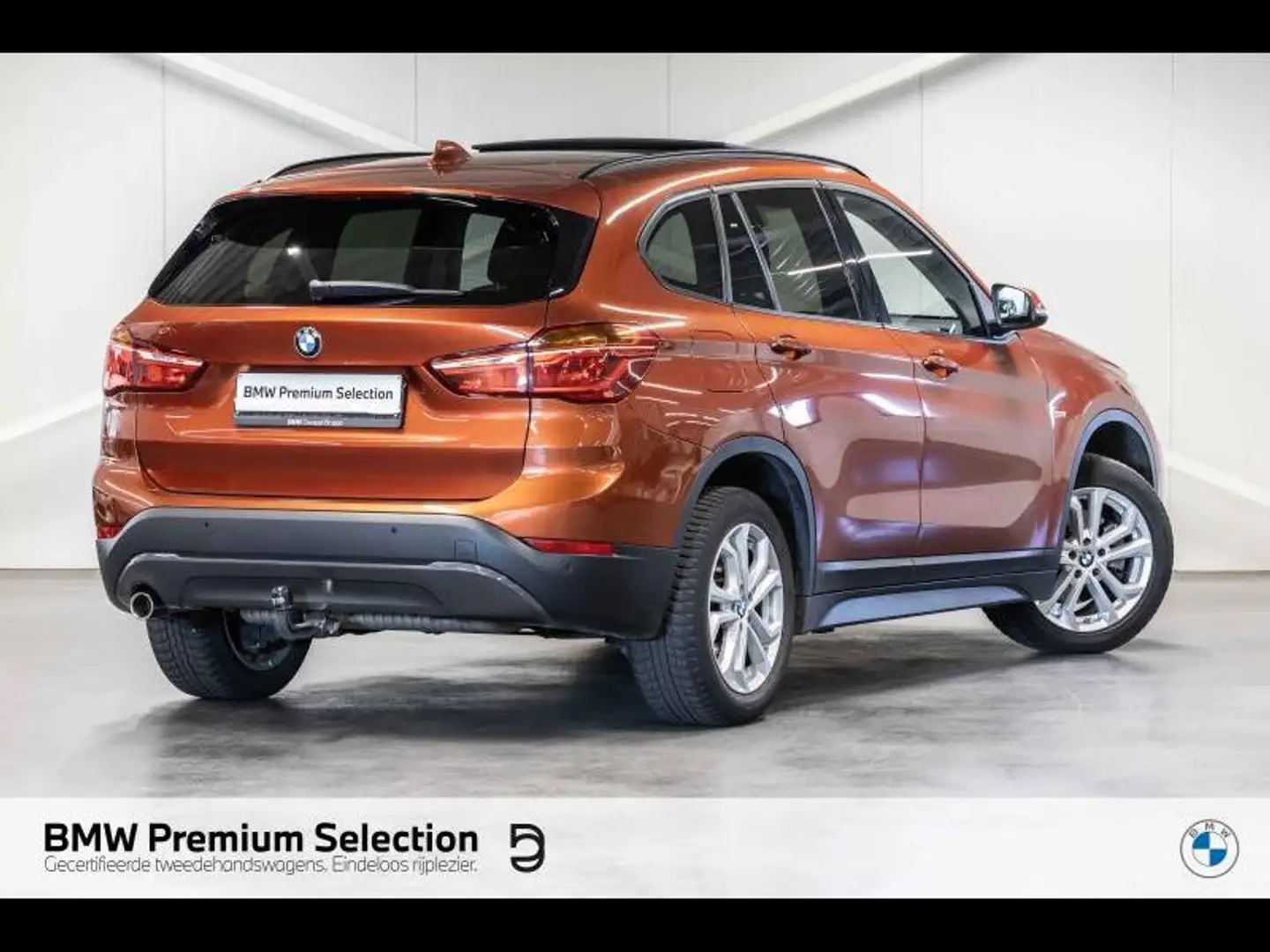 BMW X1 sDrive18i | Pano | Advantage Orange - 2