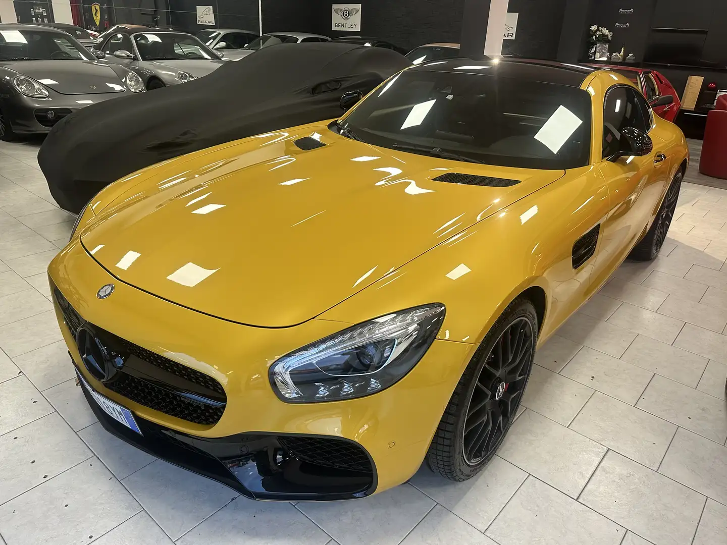 Mercedes-Benz AMG GT AMG GT 4.0 S 510cv auto Geel - 2