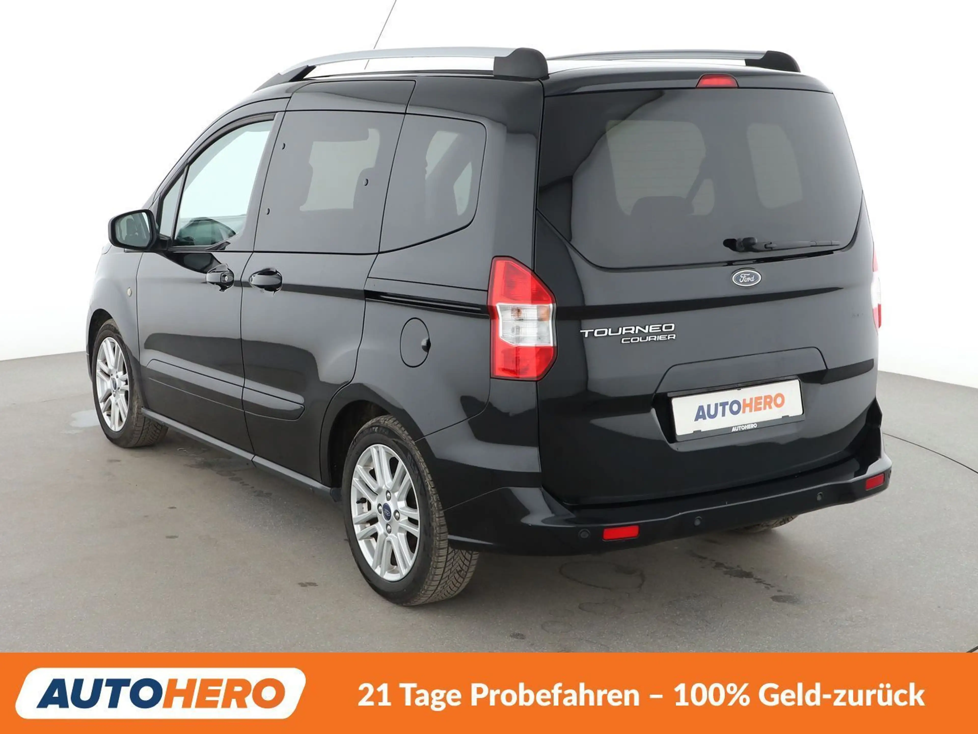 Ford Tourneo 1.0 EcoBoost Titanium*NAVI*TEMPO*PDC*SHZ* — photo 4
