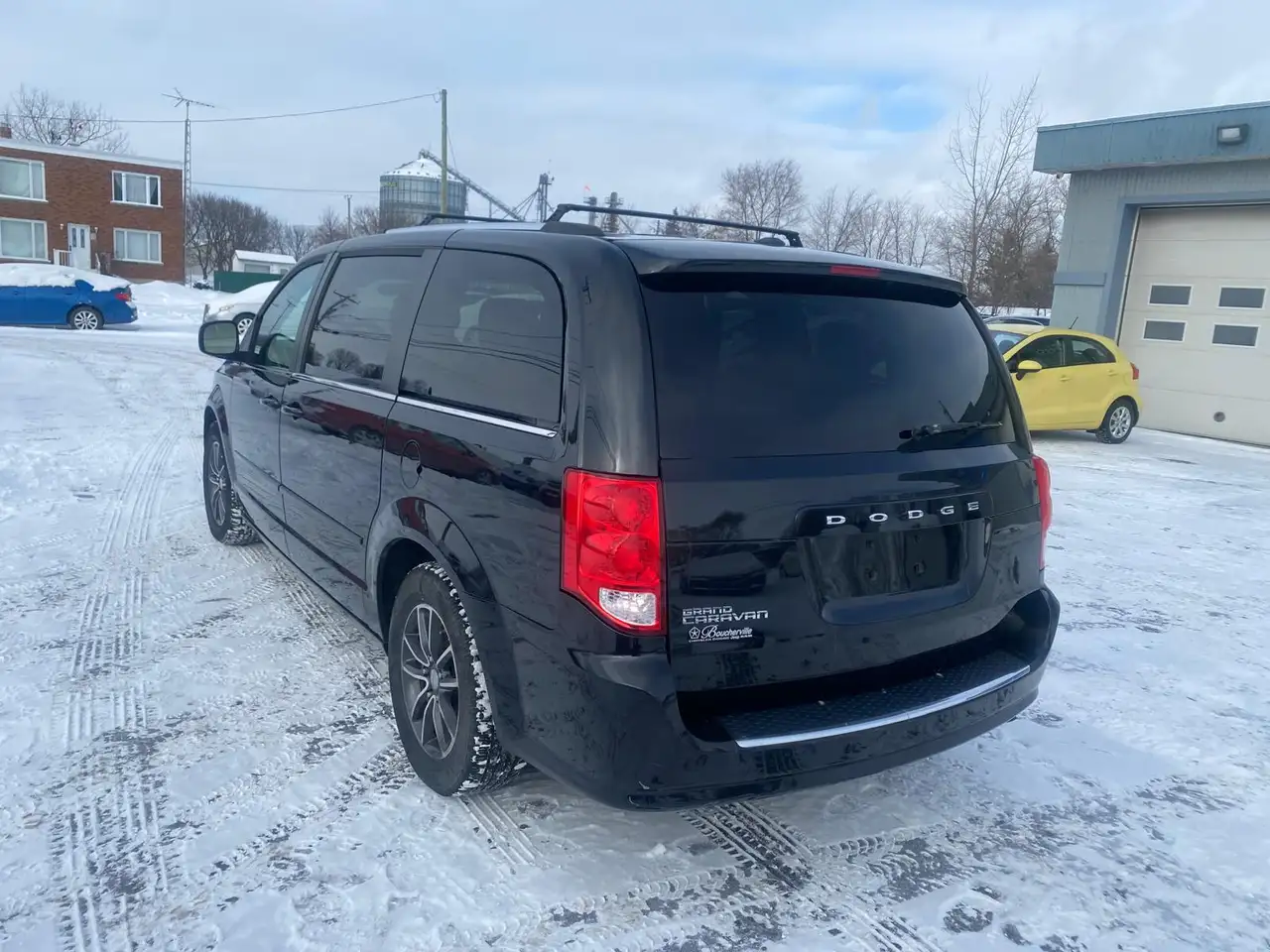 Dodge Grand Caravan снимка Dodge Grand Caravan