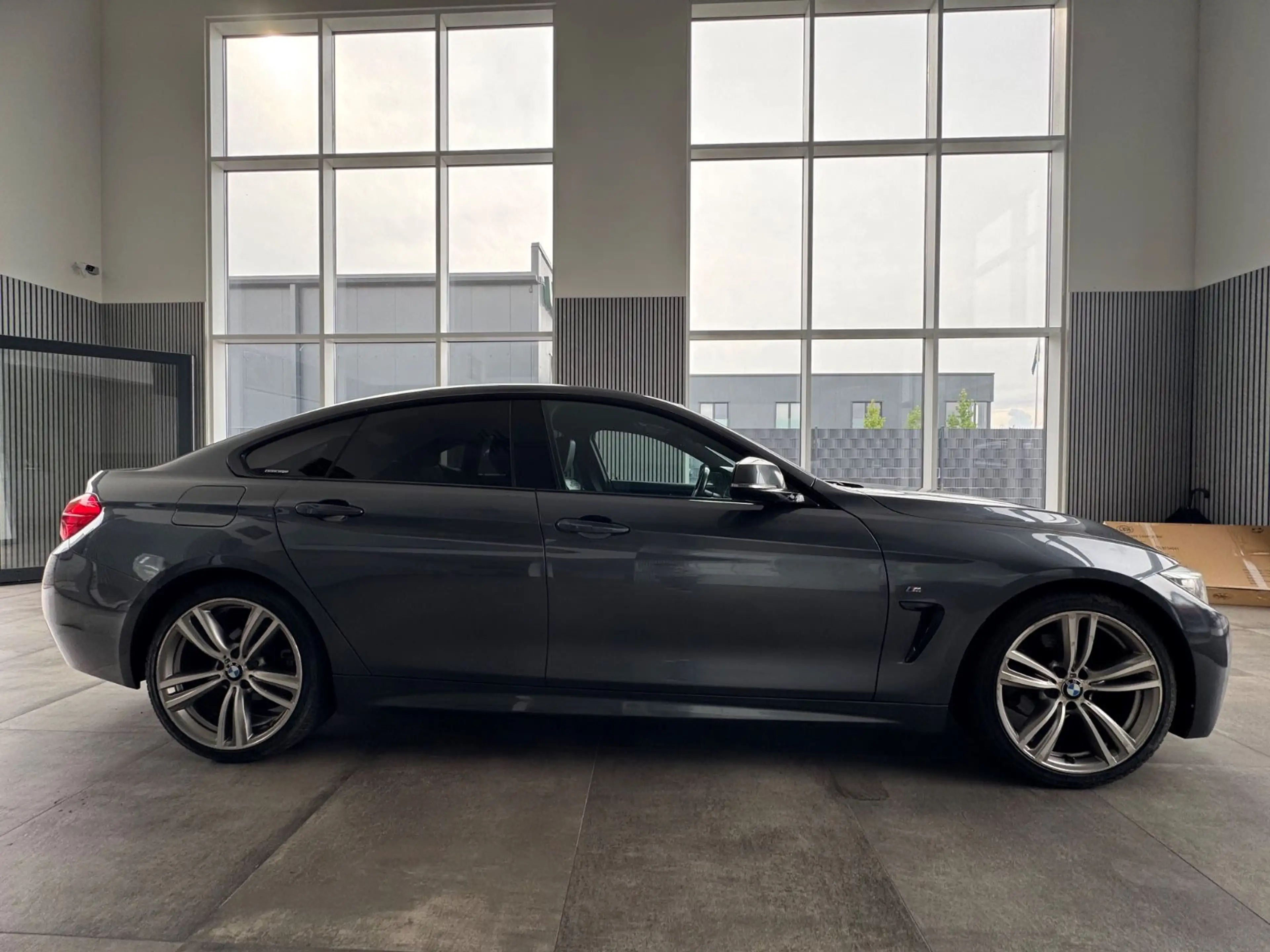 BMW 418 M — photo 8