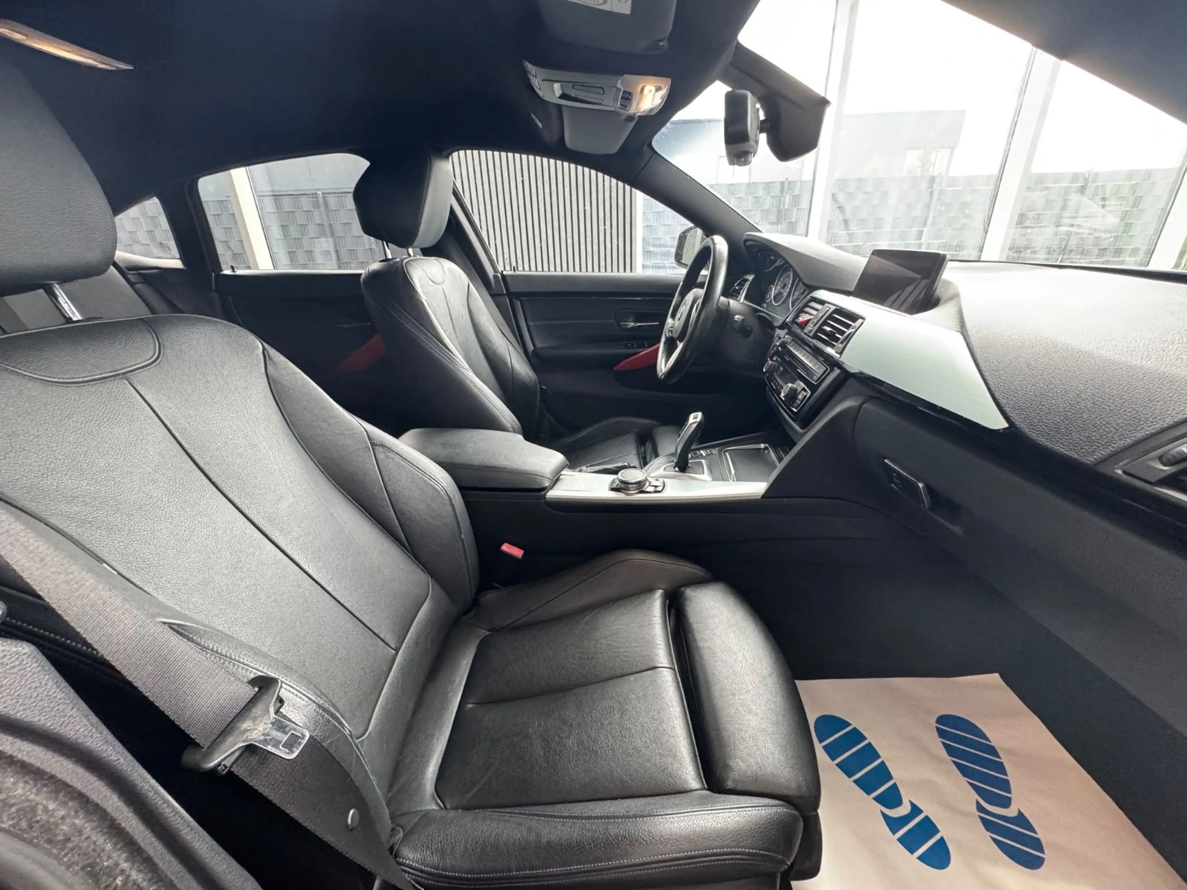 BMW 418 M — photo 17