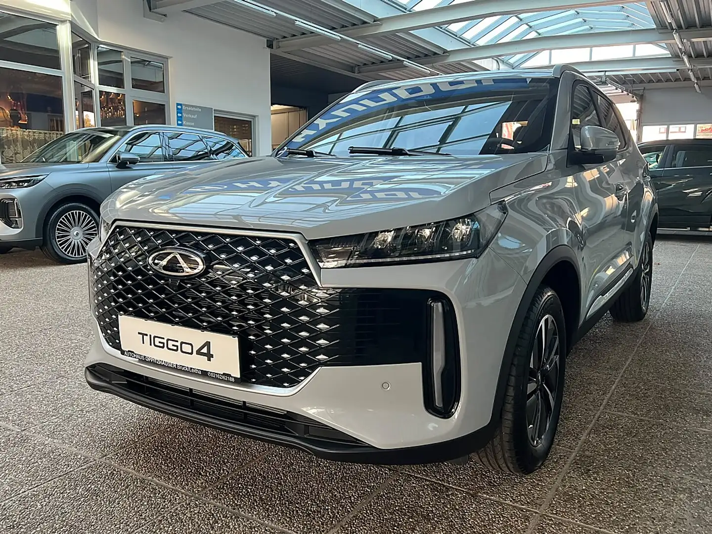 Chery Tiggo 4 HEV Unique Grau - 1