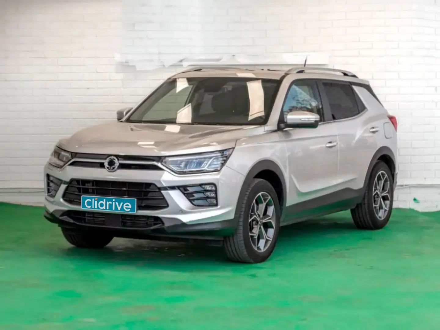 SsangYong Korando G15T 110kW LP Urban Gris - 2
