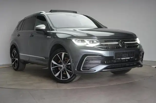 Volkswagen Tiguan Allspace main image