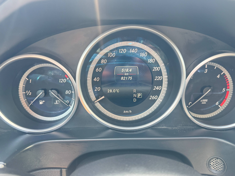 Mercedes-Benz E 220 E 220 BlueTec (212.001) — photo 10