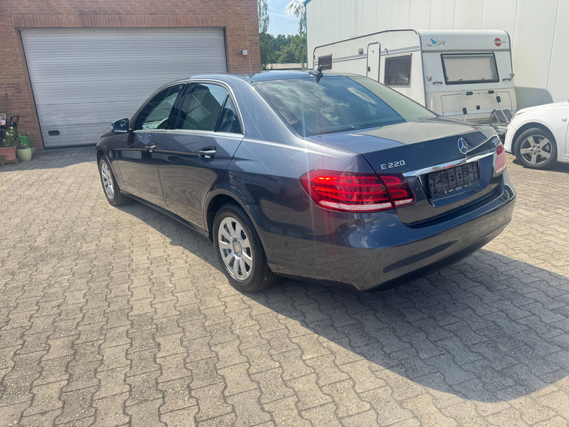 Mercedes-Benz E 220 E 220 BlueTec (212.001) — photo 4